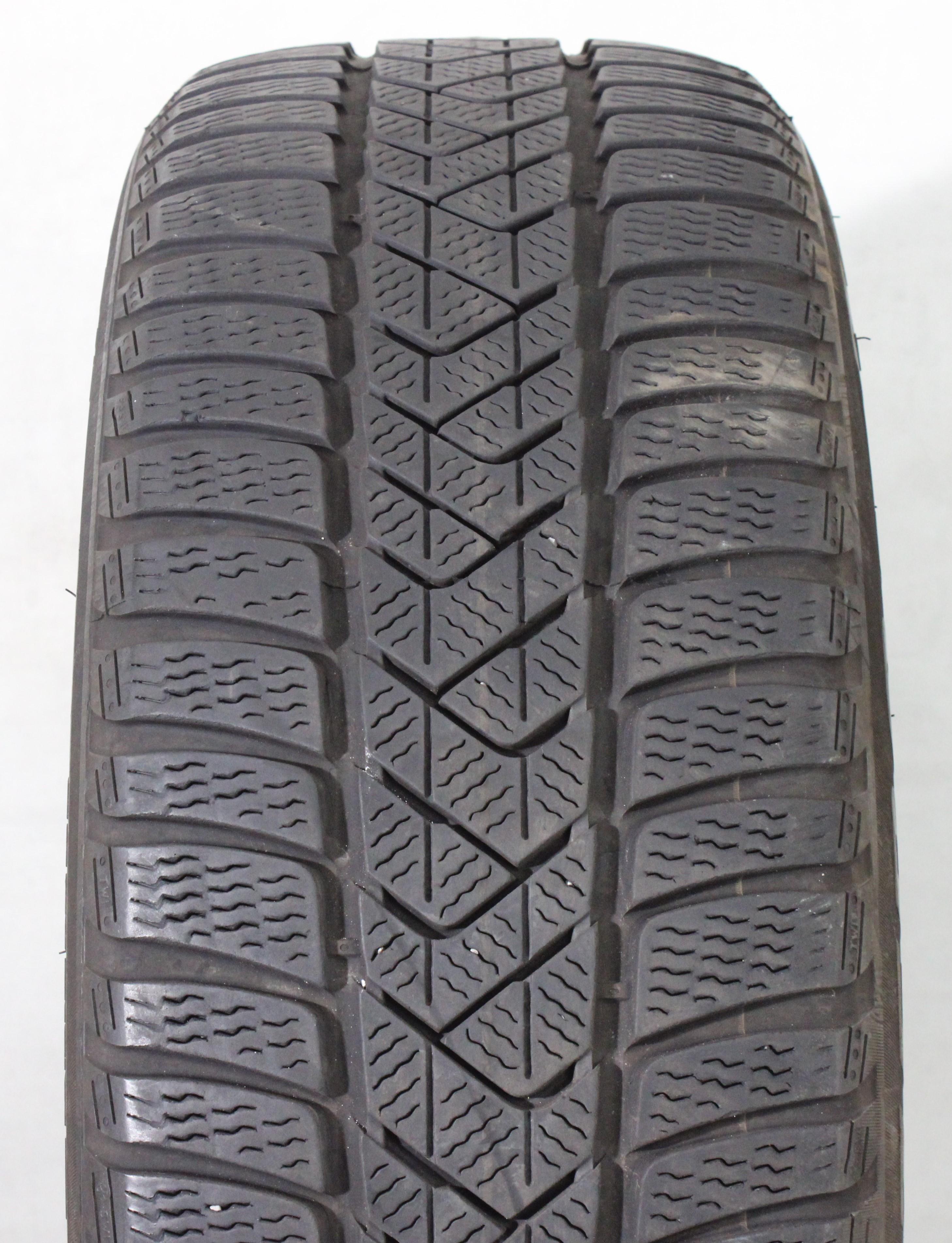 1 x 225/55R17 97H neumático de invierno Pirelli Sottozero 3 * 5,5mm 2021