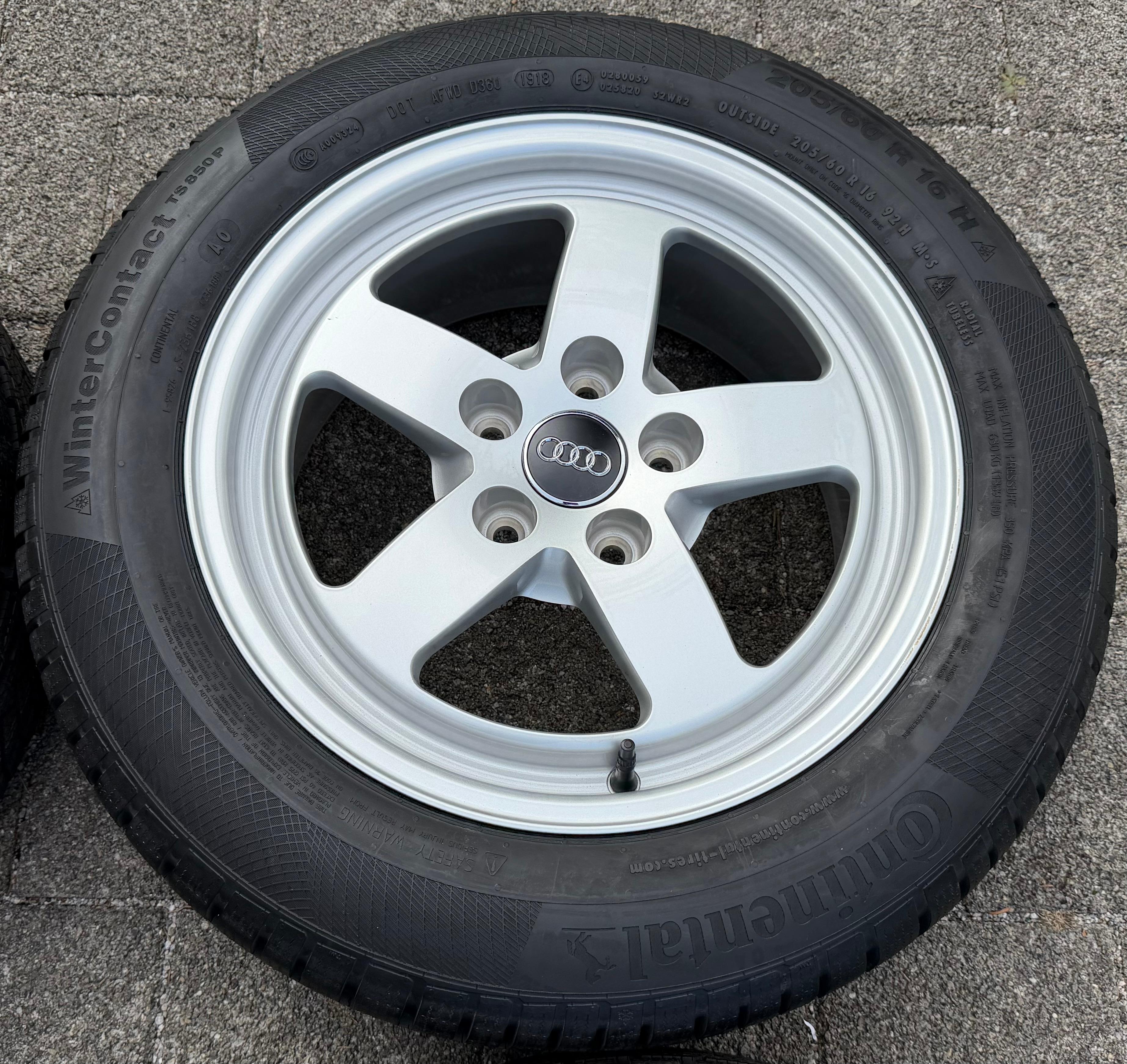4 Original Alu Winterräder Audi A4 B9 8W 205/60R16 92H 8W0601025 Continental