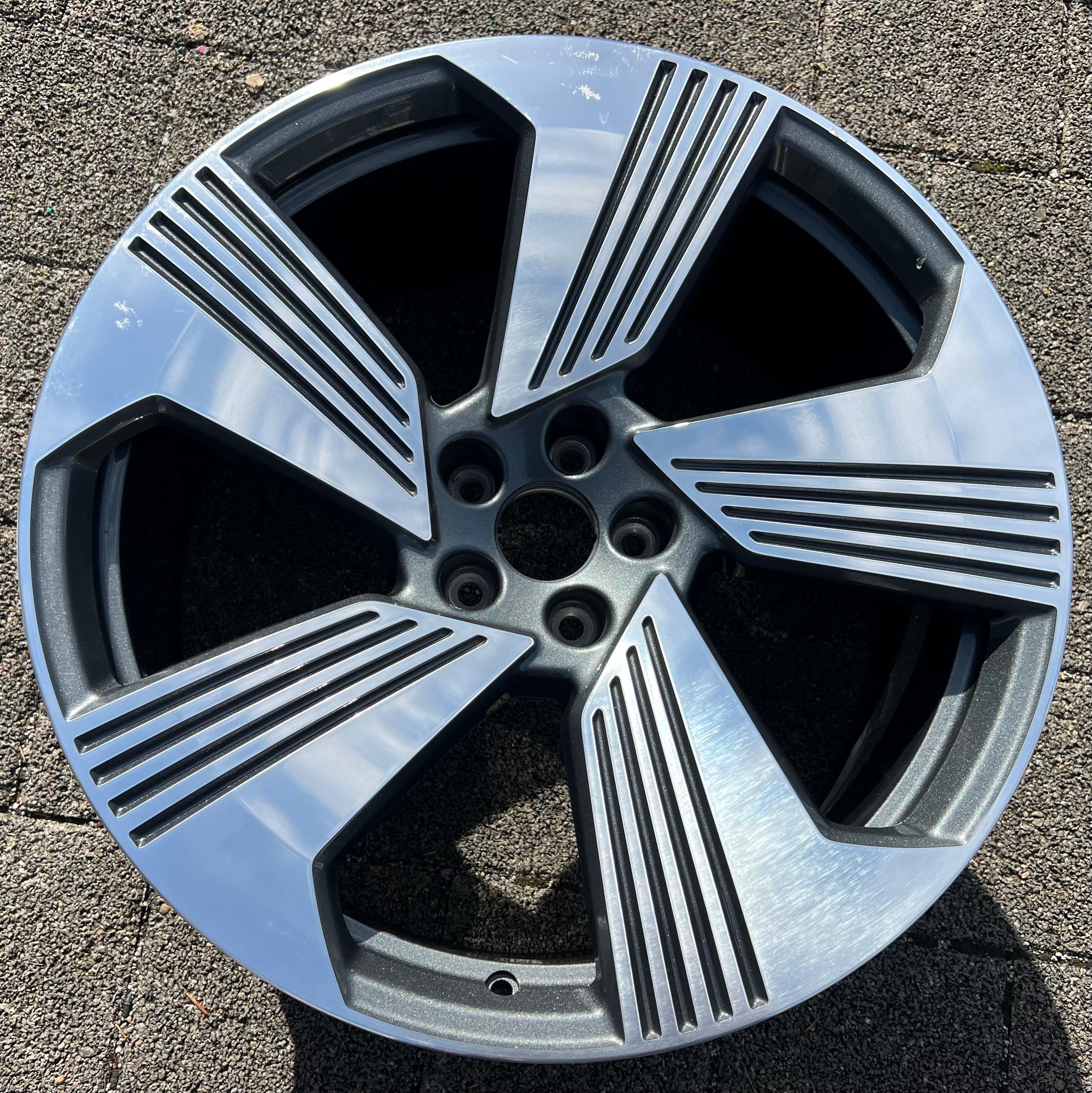 1 X ORIGINAL 21" ALUFELGE FELGE AUDI E-TRON Q8 4KE 9,5x21 ET36 4KE601025F