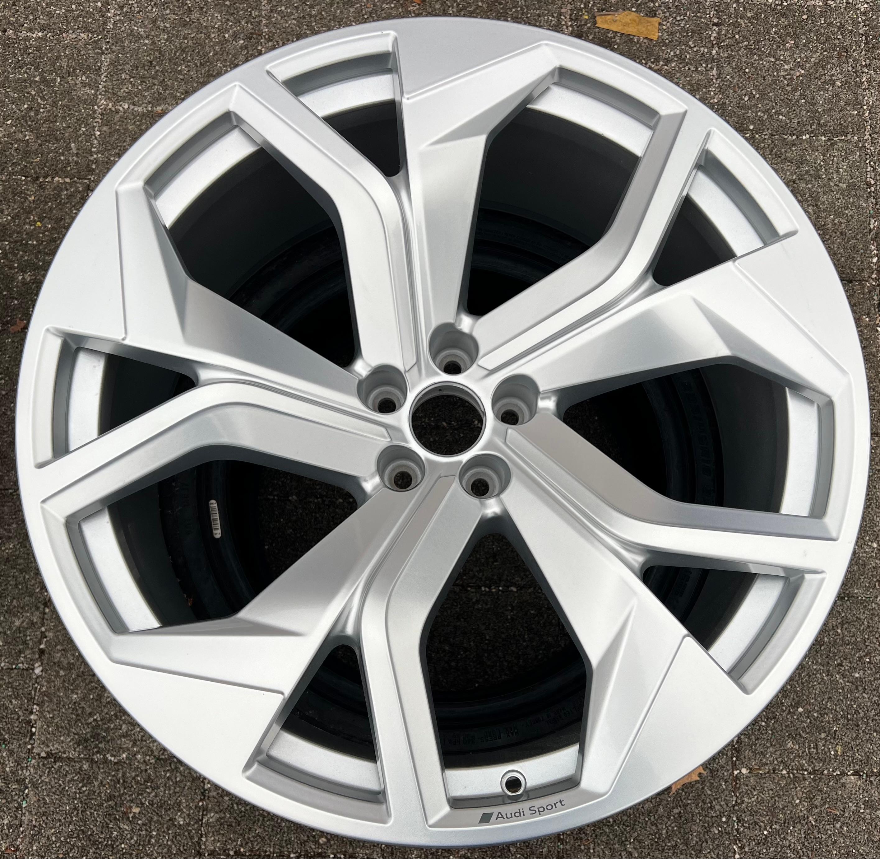 1 X ORIGINAL 23" ALUFELGE AUDI Q8 4M8601025AF 10,5x23 ET18 FELGE FREIHAUS