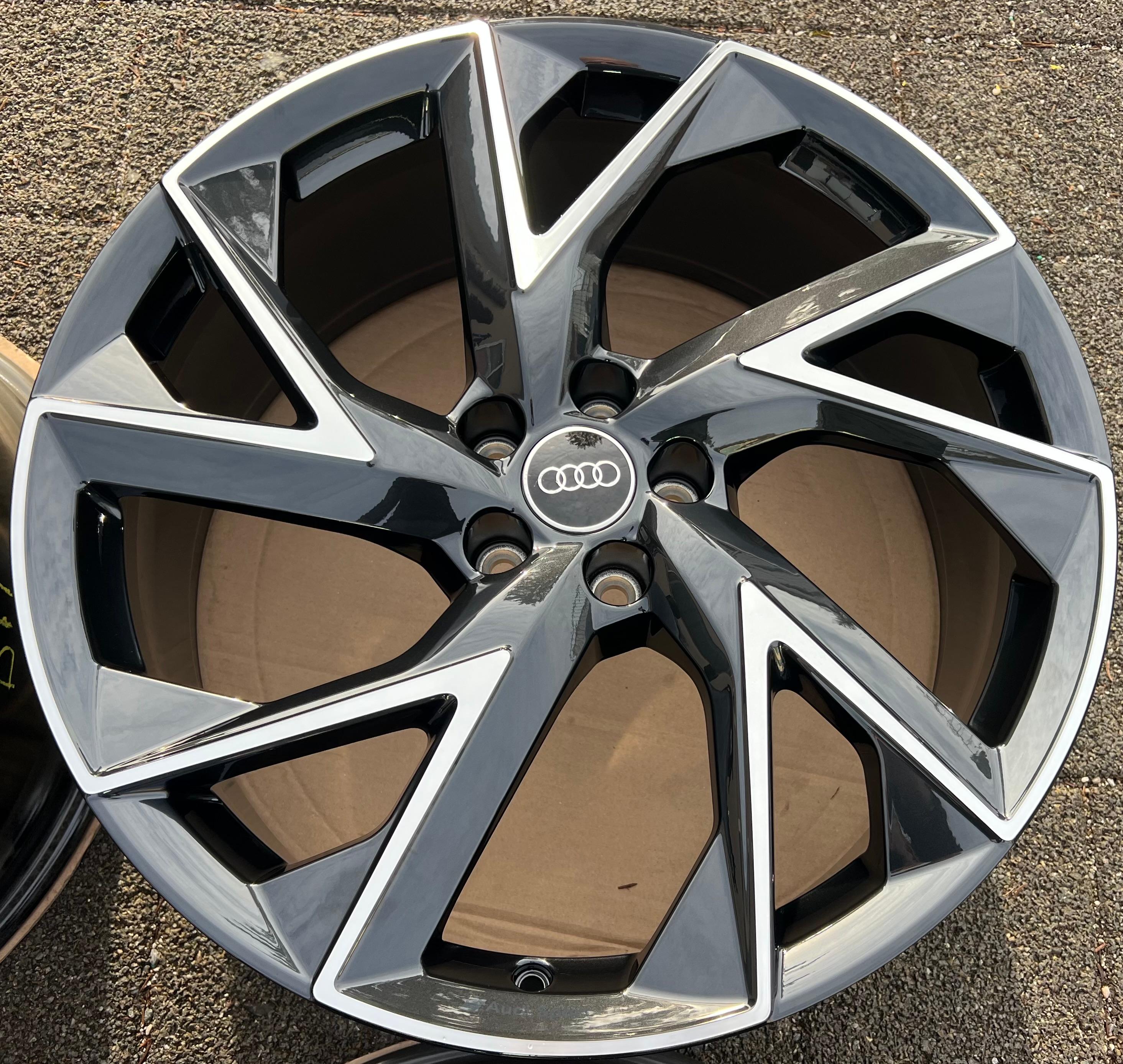 4 ORIGINAL 21" ALUFELGEN FELGEN AUDI RSQ3 RS Q3 F3 83A601025BH 21 ZOLL