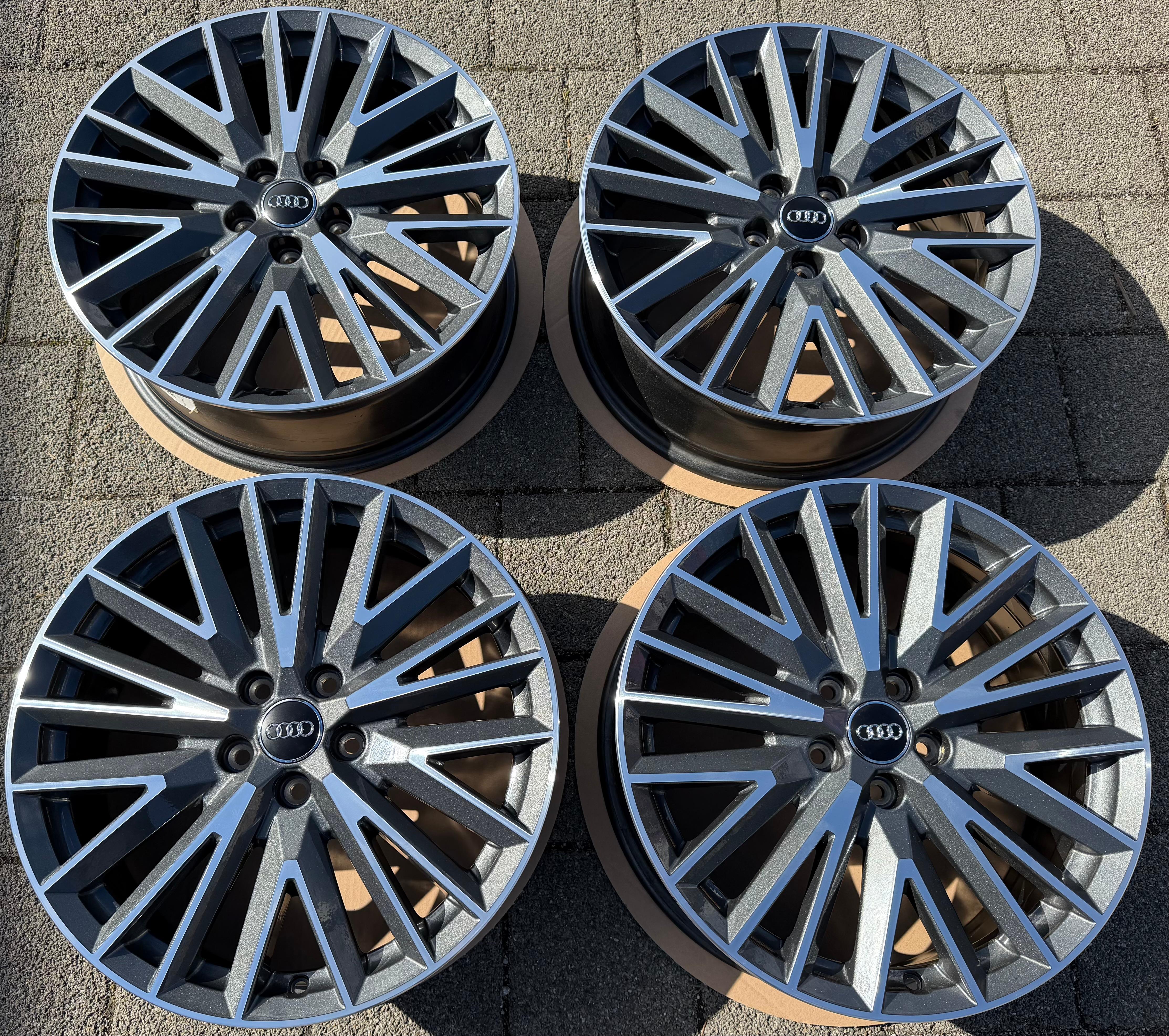 4 ORIGINAL 19" ALUFELGEN AUDI Q3 F3 SQ3 83A601025L 7x19 ET43 FELGEN FREIHAUS
