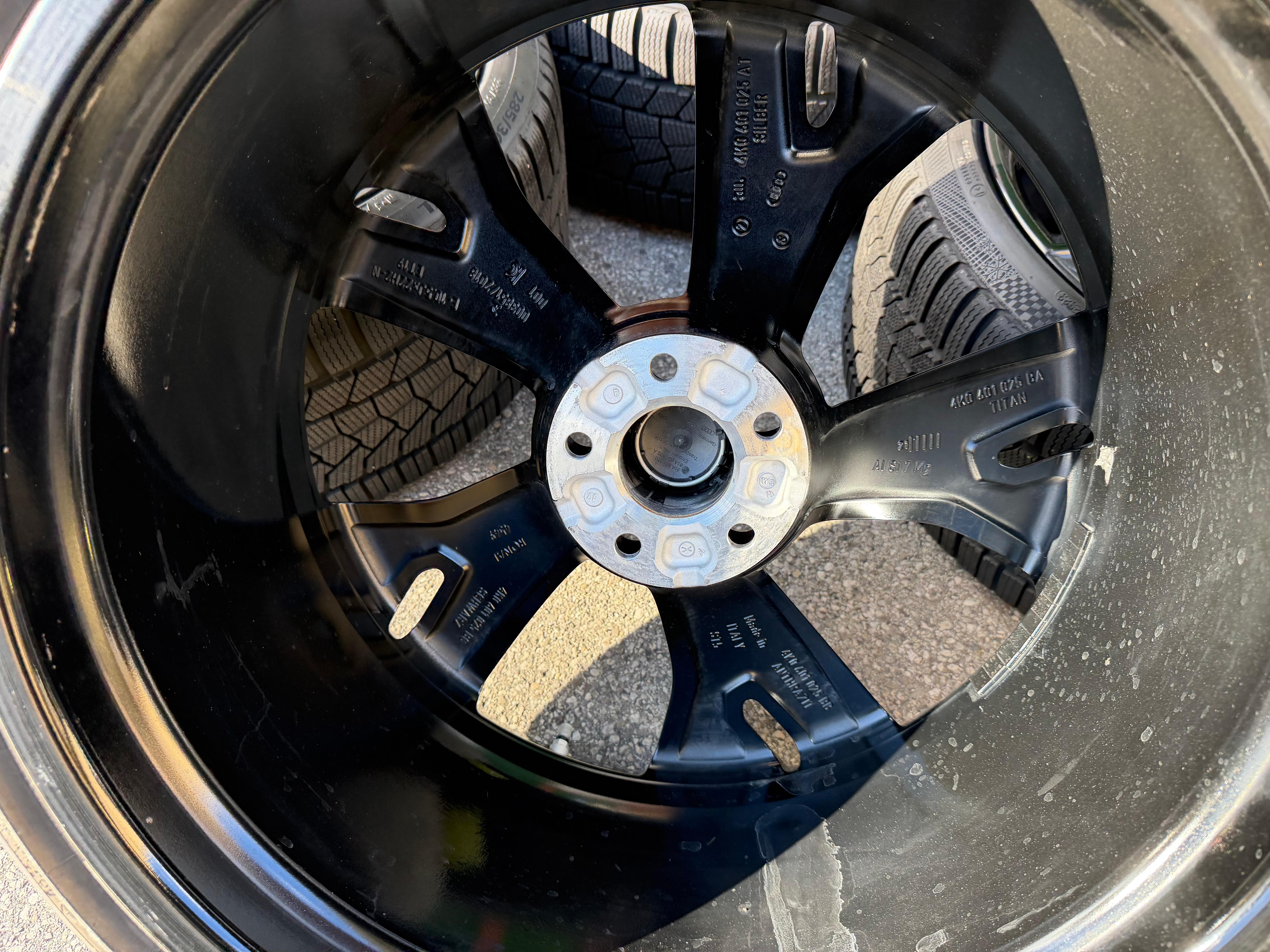 4 ruedas de invierno de aleación originales de 22" para Audi RS6 4K RS7 4K0601025BC 285/30R22 101W Continental