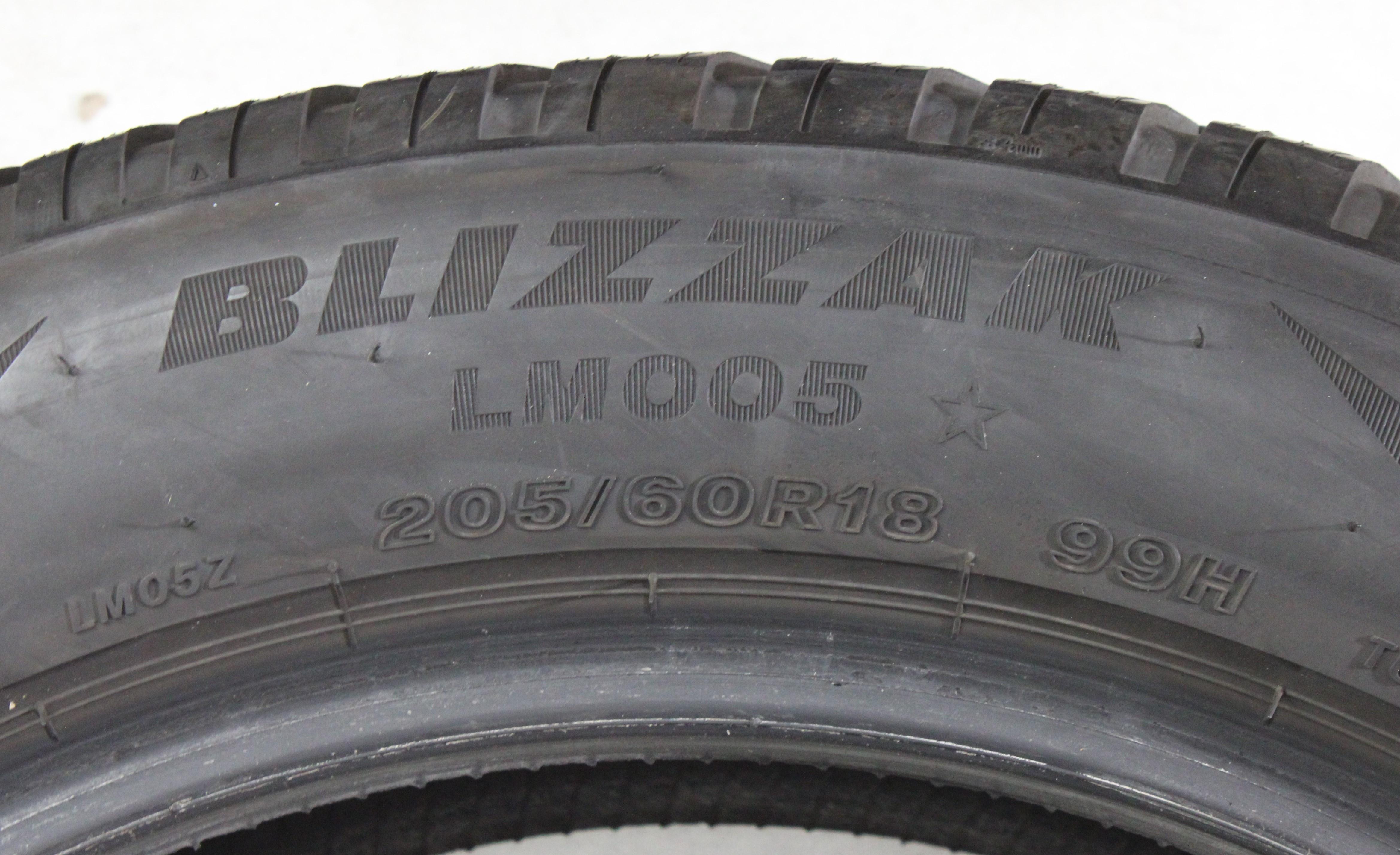 2 x 205/60R18 99H Winterreifen Bridgestone Blizzak LM005 * 6-6,5mm 2022