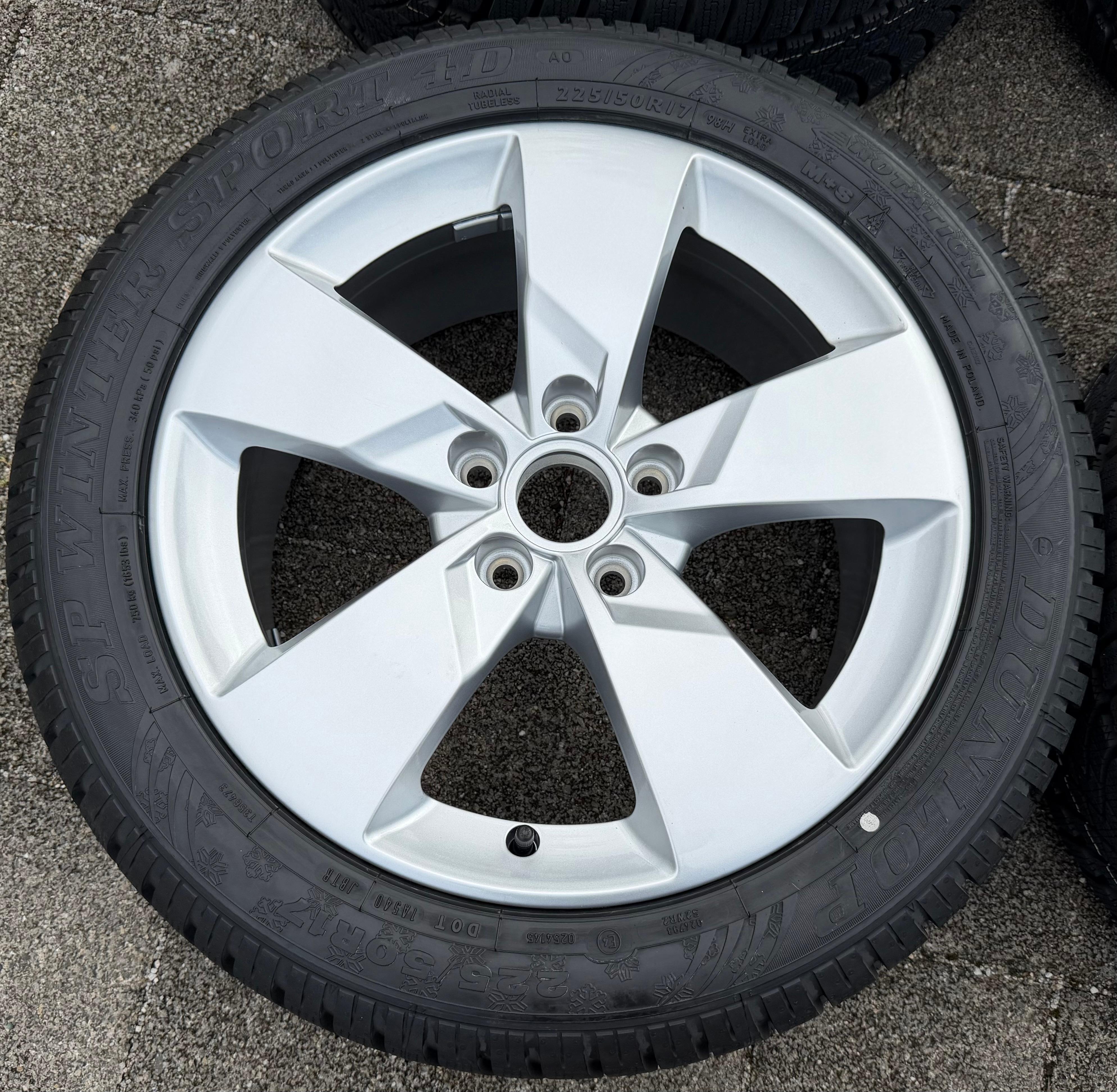4 Orignal 17" Alu Winterräder Audi TT 8S 225/50R17 94H Dunlop 8S0601025J NEU