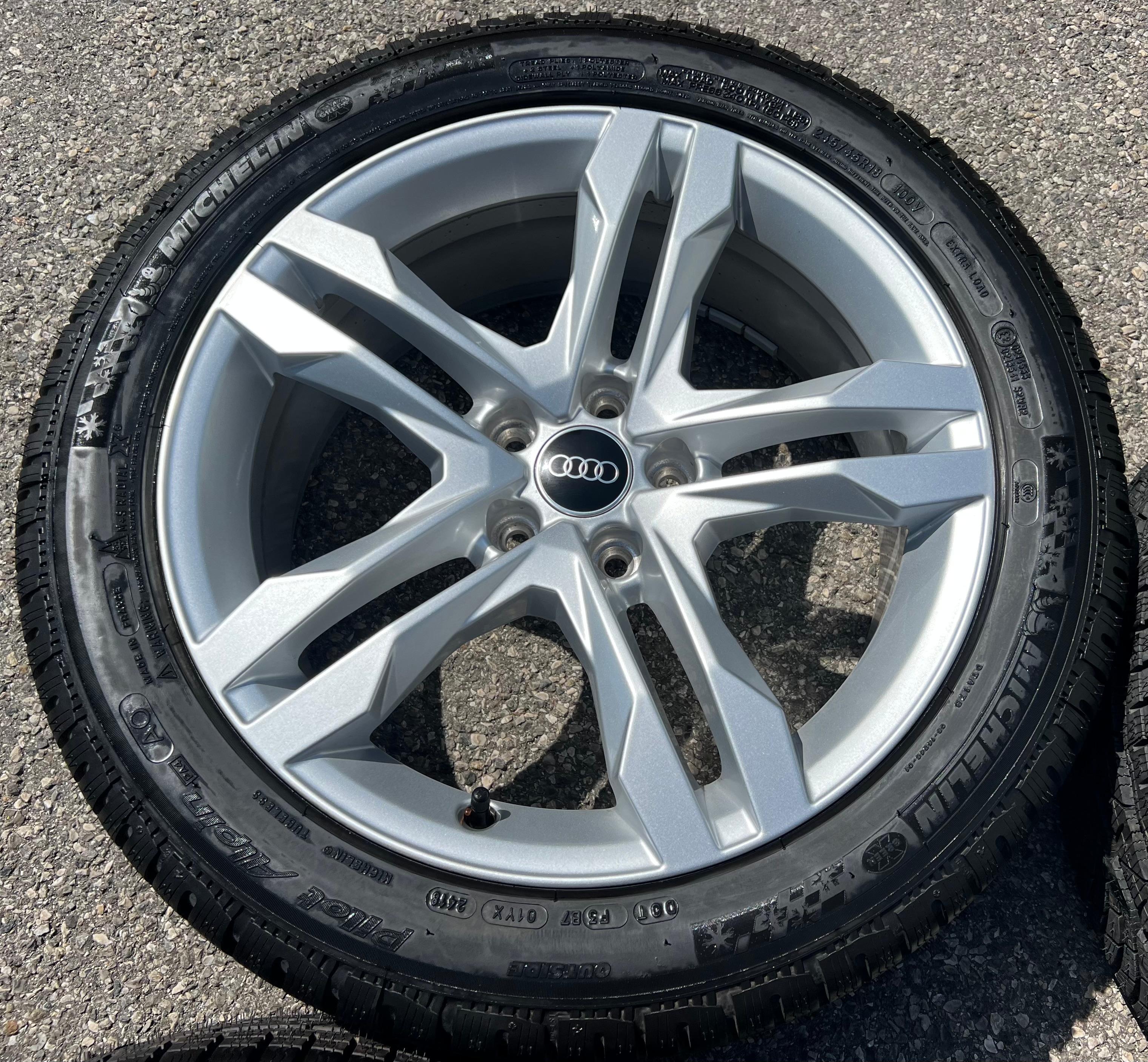 4 LLANTAS DE INVIERNO ORIGINALES DE ALUMINIO 18" AUDI A4 ALLROAD 8W B9 8W9601025B - 245/45R18 100V