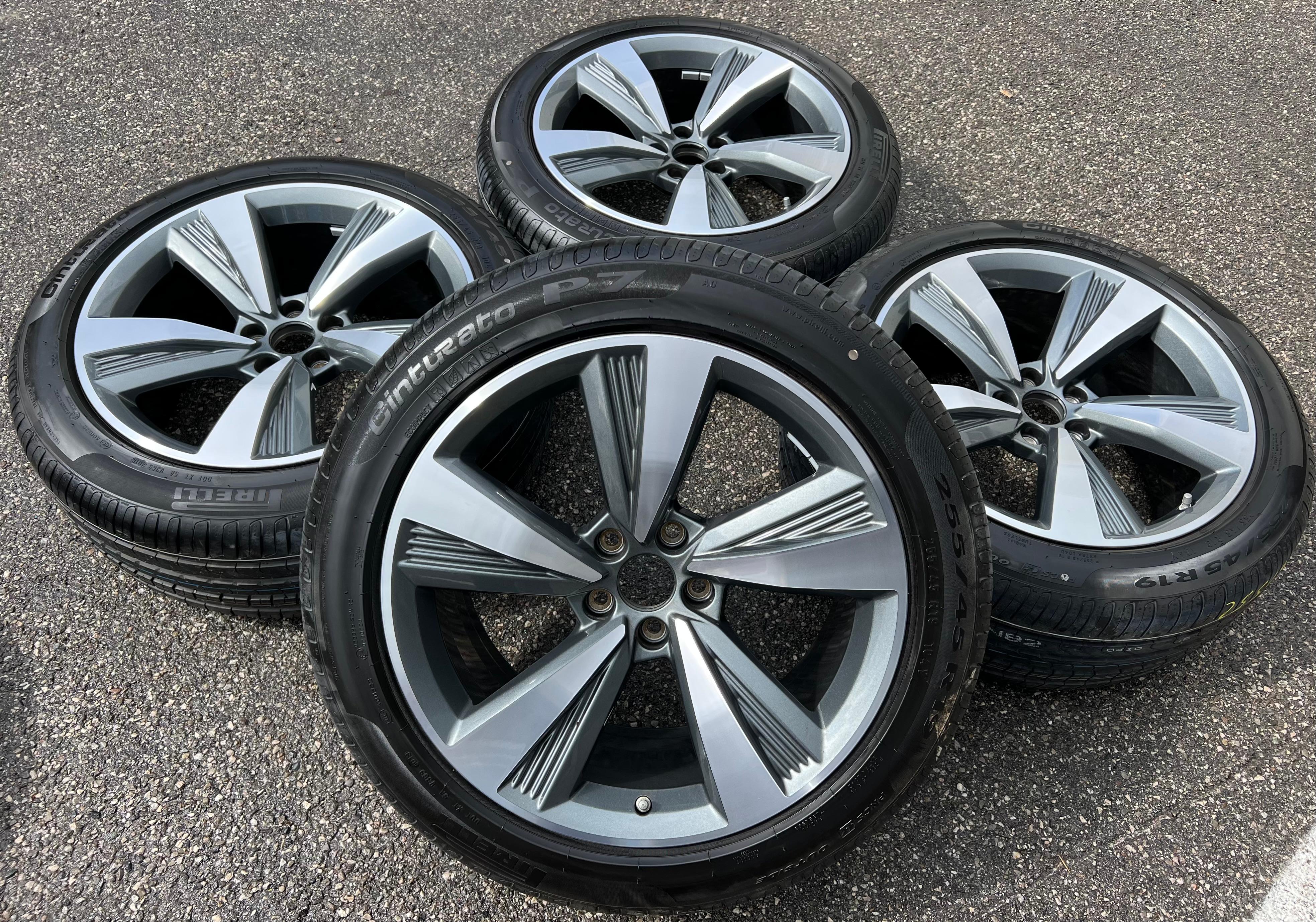4 ORIGINAL 19" ALU SOMMERRÄDER AUDI A8 S8 4N 255/45R19 104Y 4N0601025C RDKS FREIHAUS