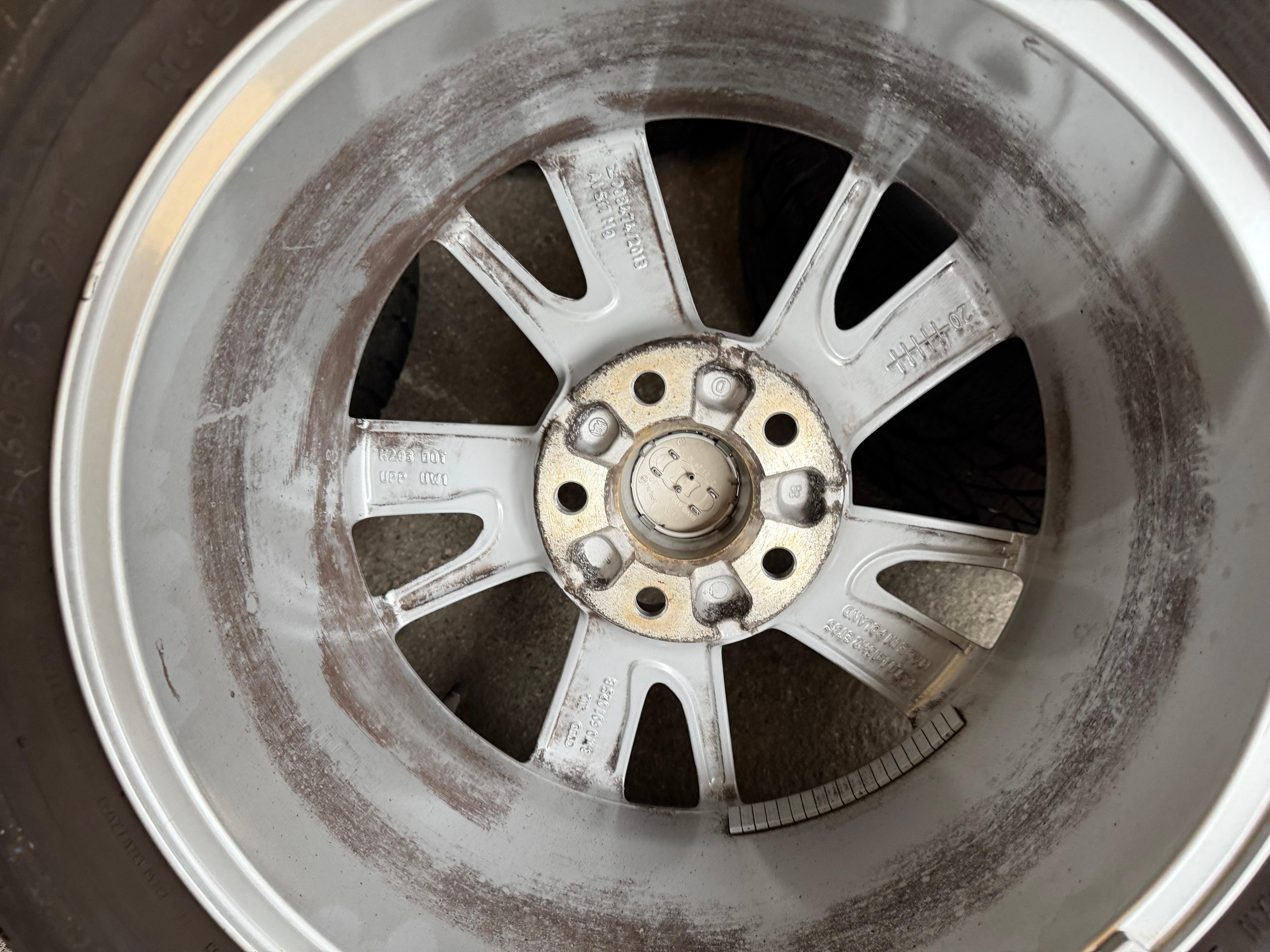 4 Original Alu Winterräder Audi A4 8W B9 8W0601025A 205/60R16 92H Dunlop