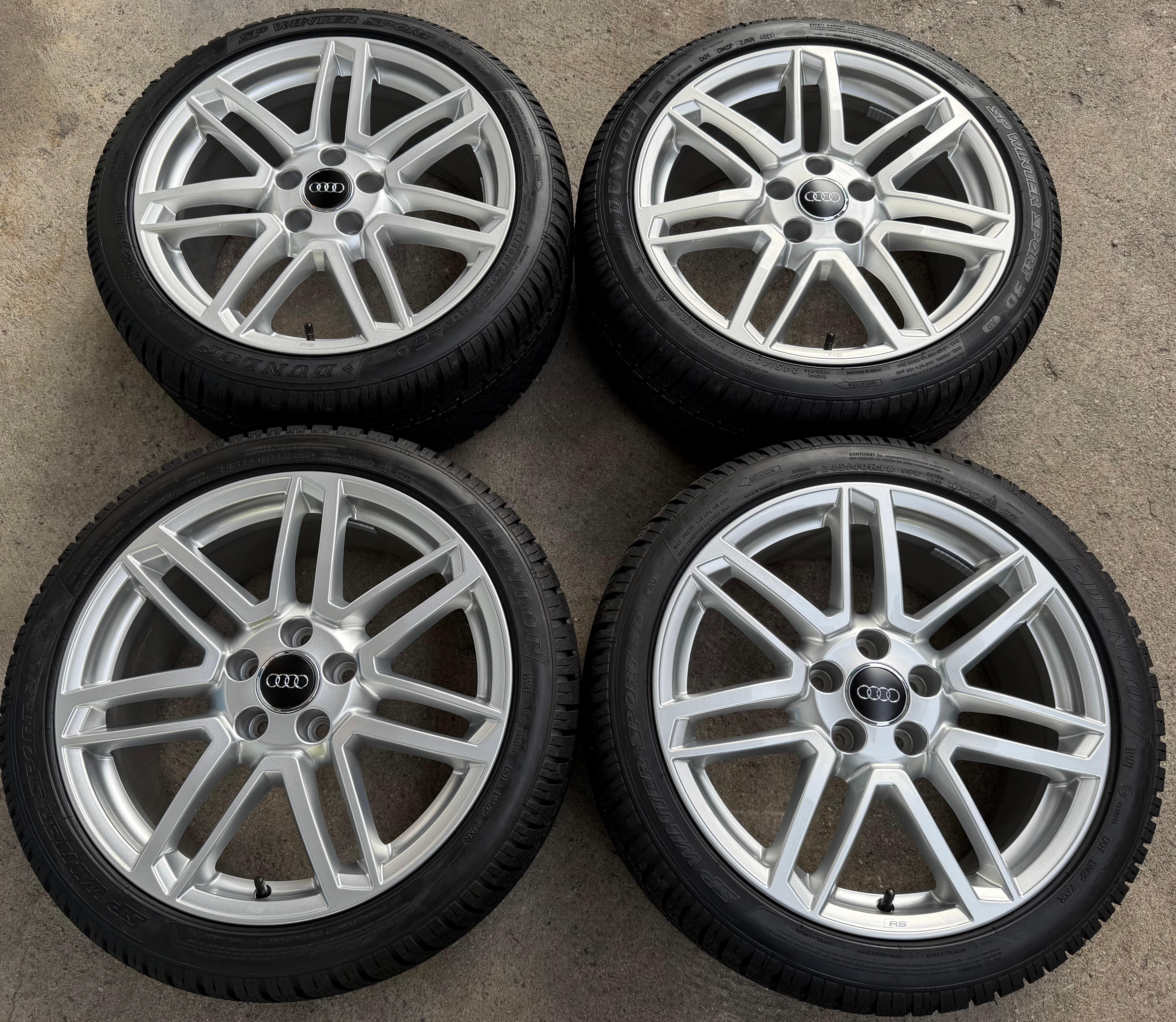 4 Original 18" Alu Winterräder Audi TT TTS 8S 8S0601025M 245/40R18 97V Dunlop