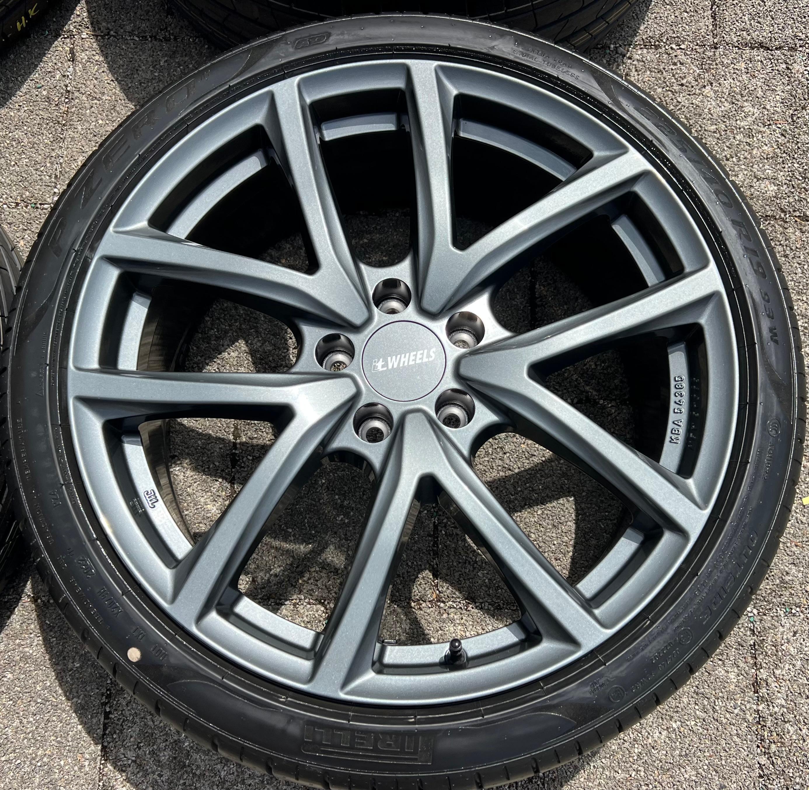 4 ruote estive da 19" ALU per Audi Q2, Q3, TT, Seat Ateca, Skoda Karoq, Octavia e VW T-Roc - Nuove