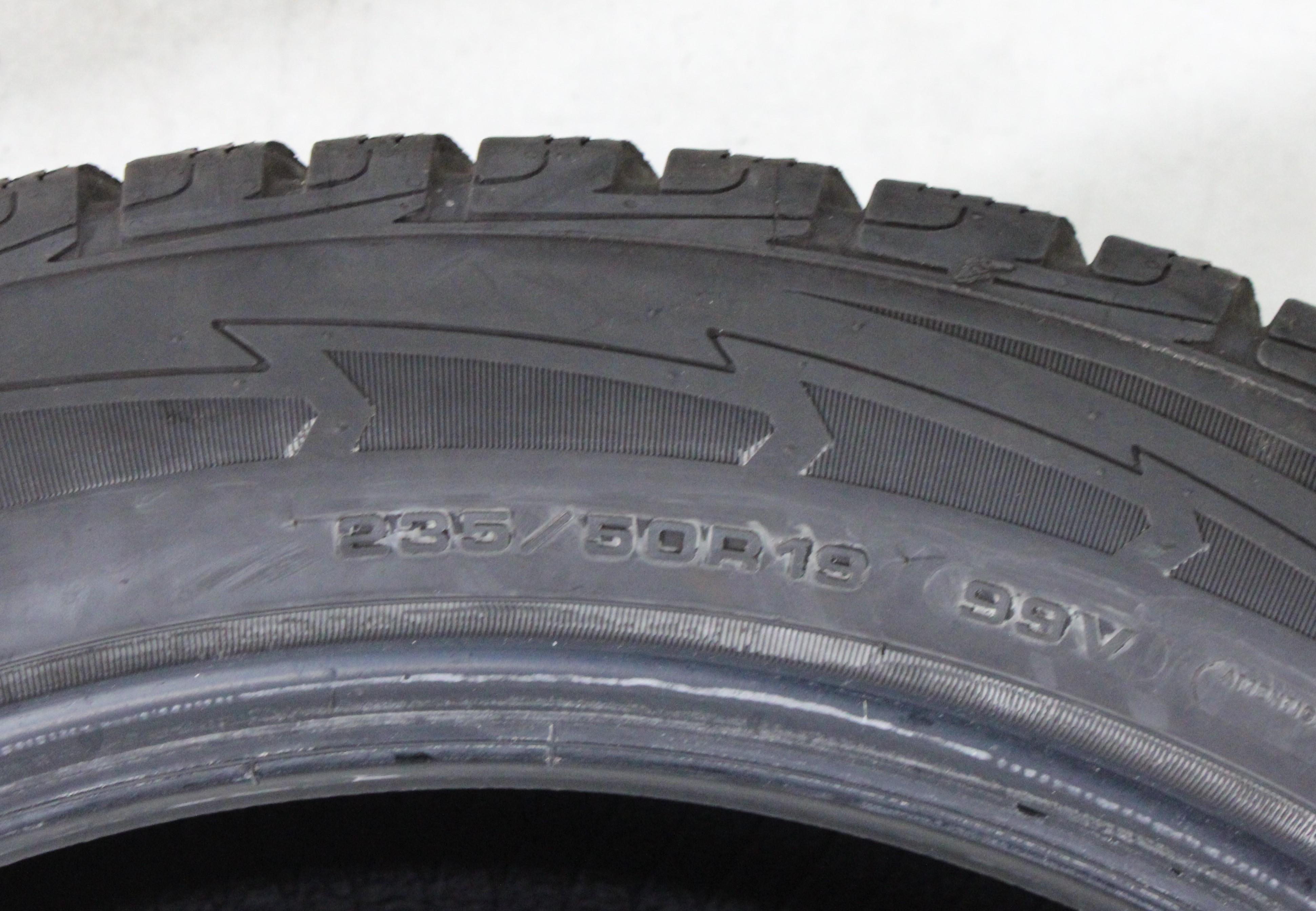 1 x 235/50R19 99V Winterreifen Goodyear Ultra Grip Performance GEN-1 AO 6-6,5mm 2023