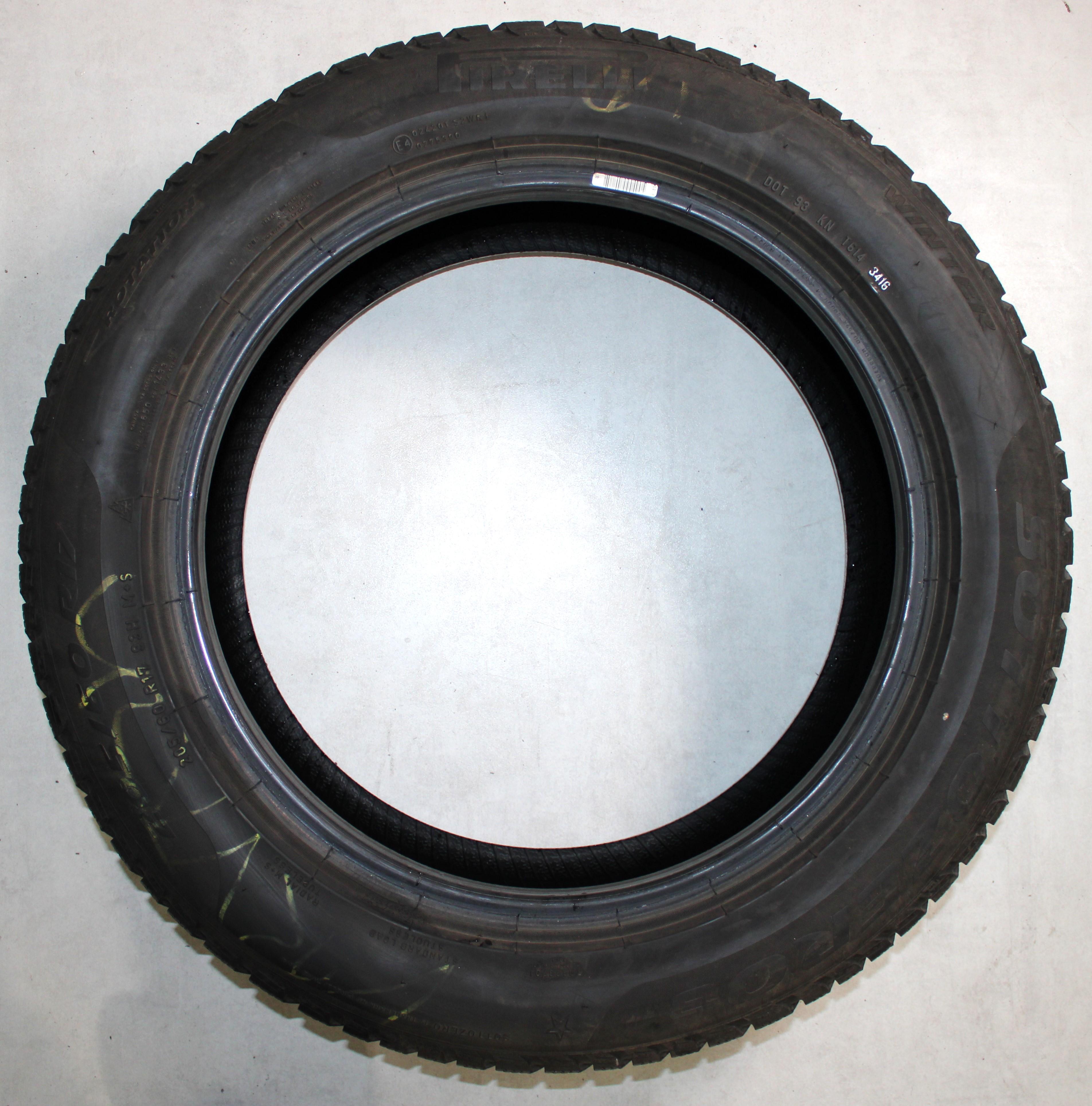 4 x 205/60R17 93H Winterreifen Pirelli Sottozero 3 2x6mm/2x6,5-7mm 2016