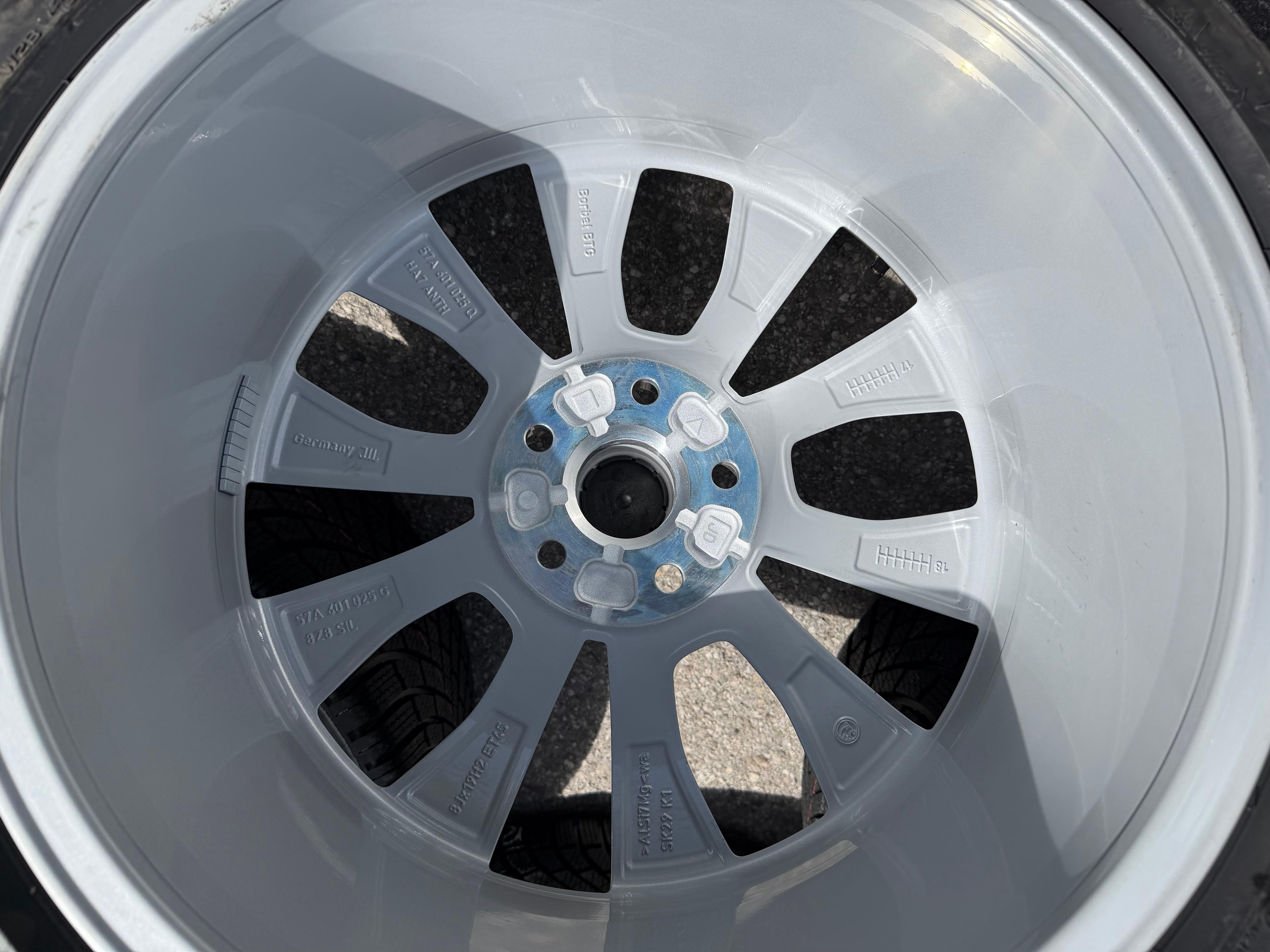 4 ORIGINELE 19" ALUMINIUM WINTERWIELEN SKODA KAROQ 57A601025G 225/45R19 96V NIEUW
