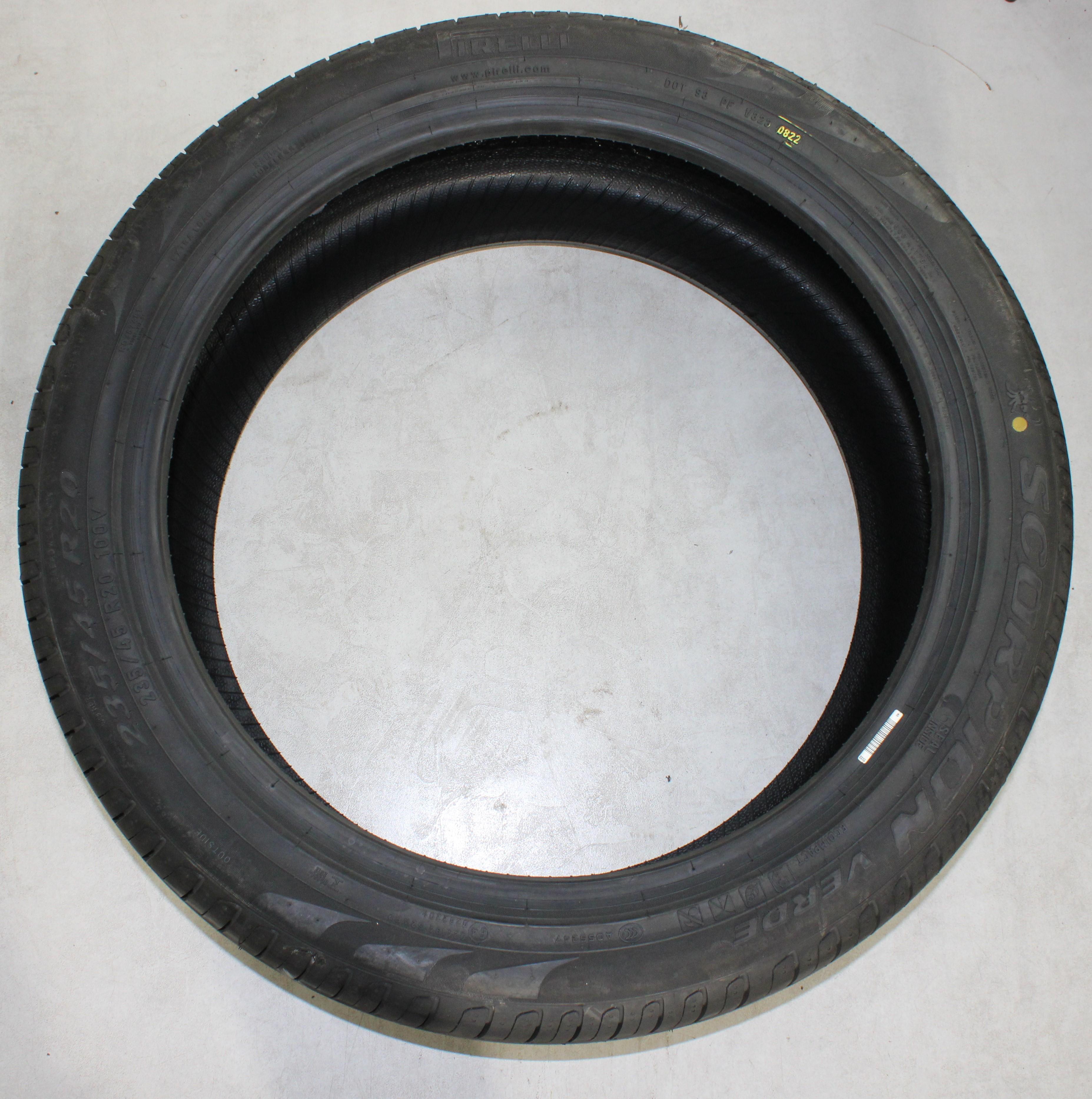 1 neumático de verano Pirelli Scorpion Verde 2022 Seal XL, 235/45R20 100V