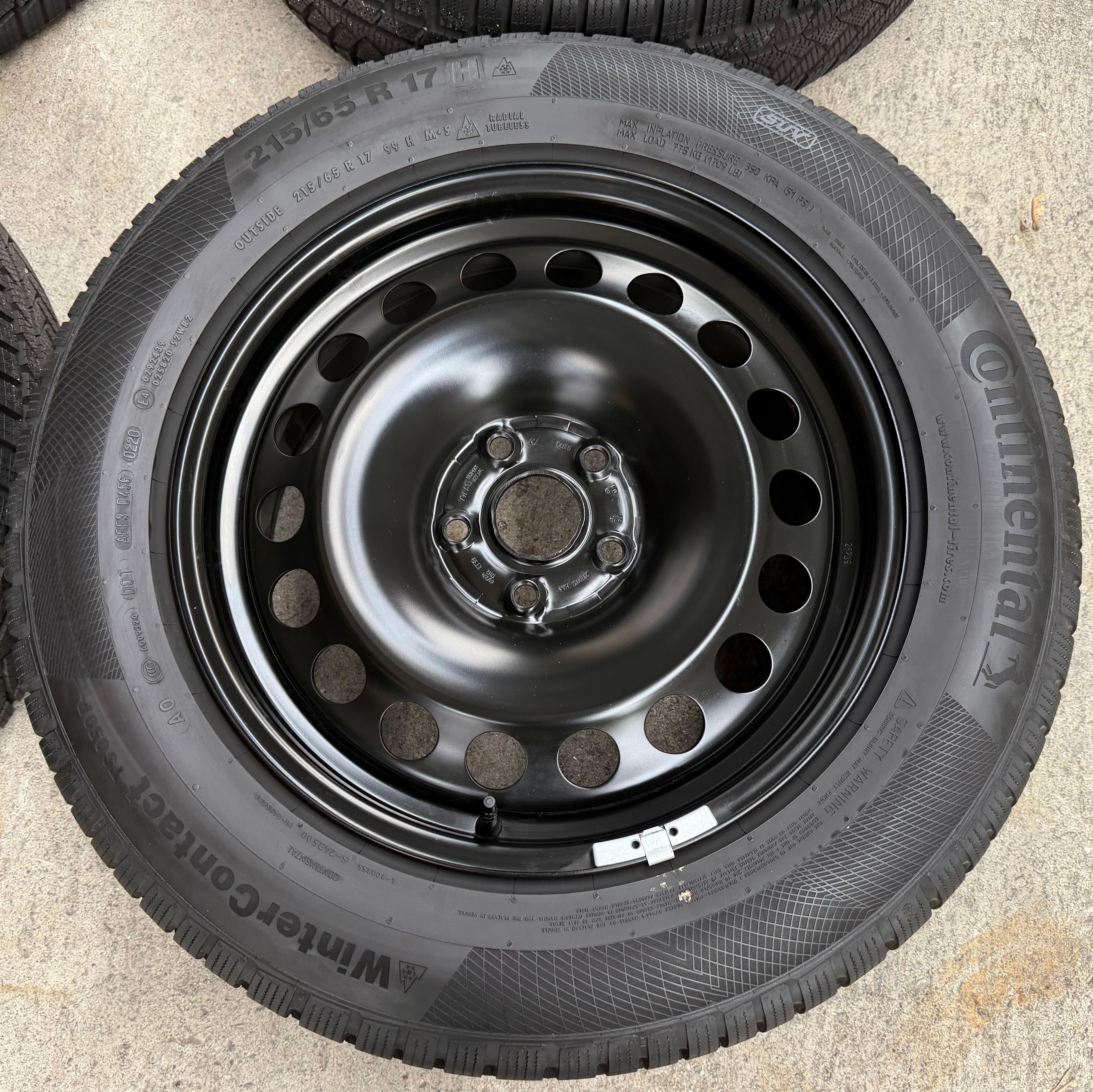 4 ruedas de invierno Audi Q3 F3 Seat Tarraco Skoda Kodiaq VW Tiguan II 5NA 215/65R17 99H Continental