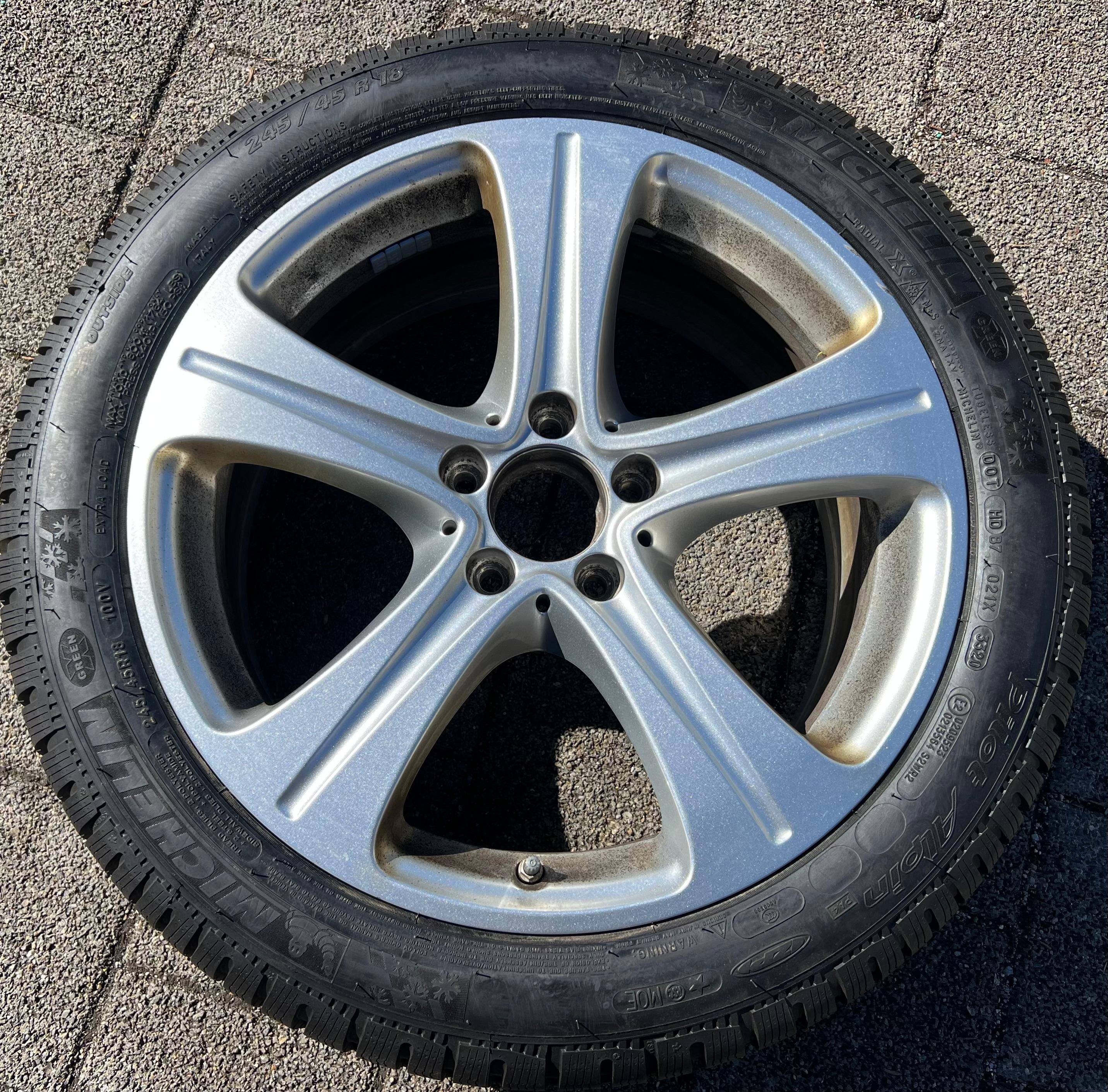 1 cerchio in lega originale da 18" per Mercedes Classe E W213, codice A2134011400, con sistema di monitoraggio della pressione dei pneumatici (TPMS), 8x18 ET43, spedizione gratuita