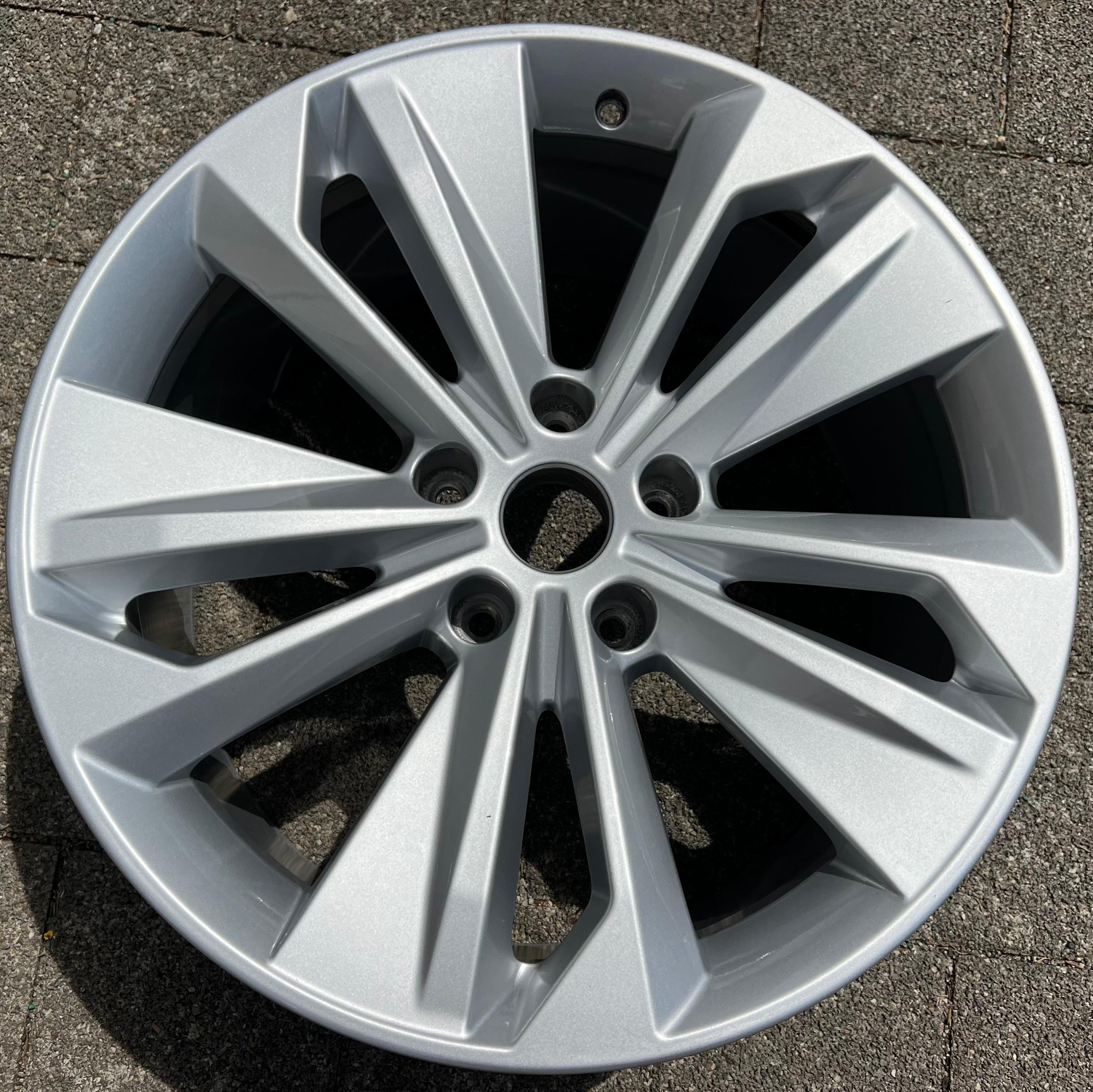 1 X ORIGINAL 20" ALUFELGE AUDI Q6 GF 85H601025G 10x20 ET39 FREIHAUS