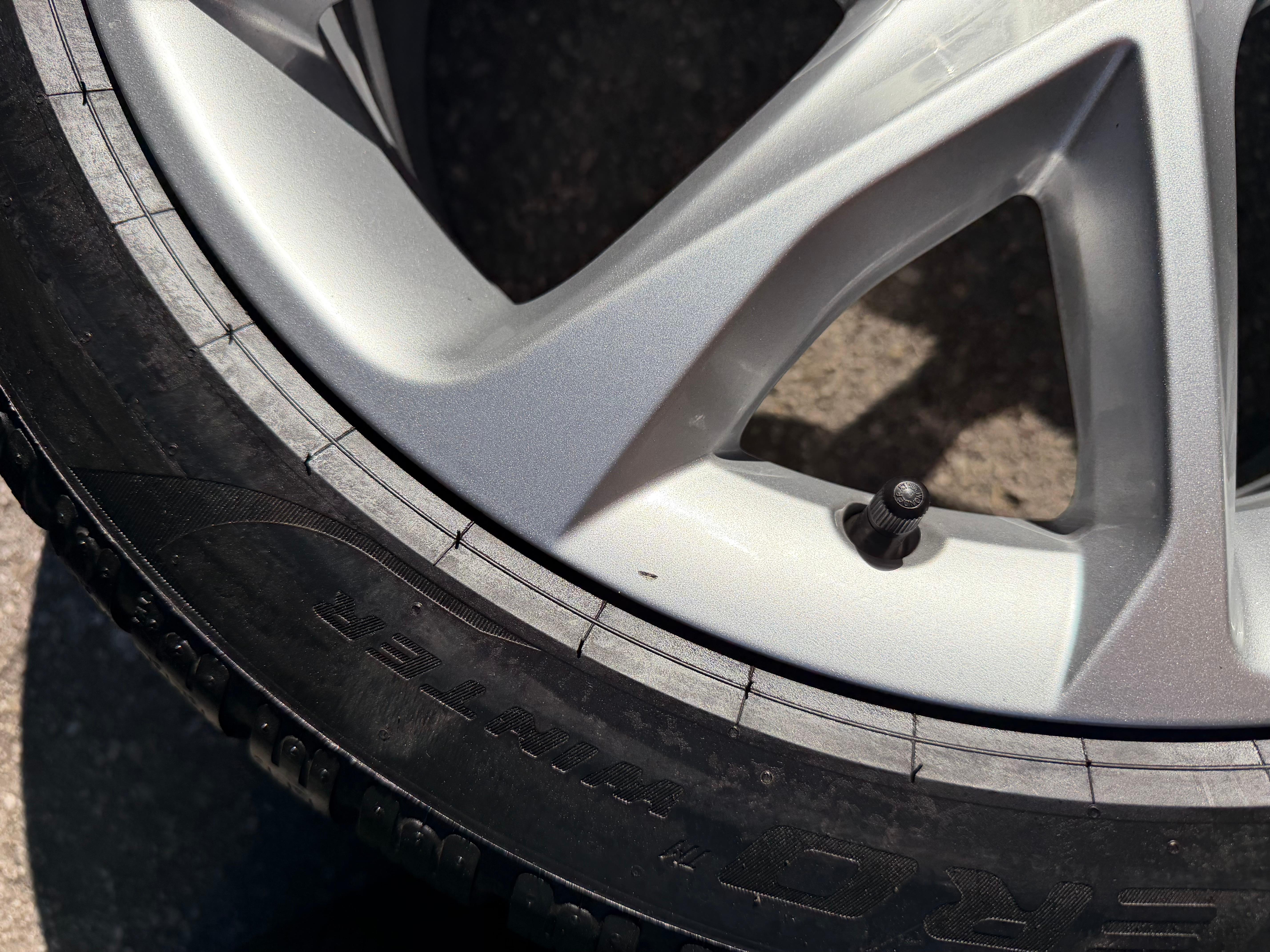 4 llantas de aluminio originales de invierno de 18" para SEAT CUPRA FORMENTOR, 245/45R18 100V, 5FF601025C