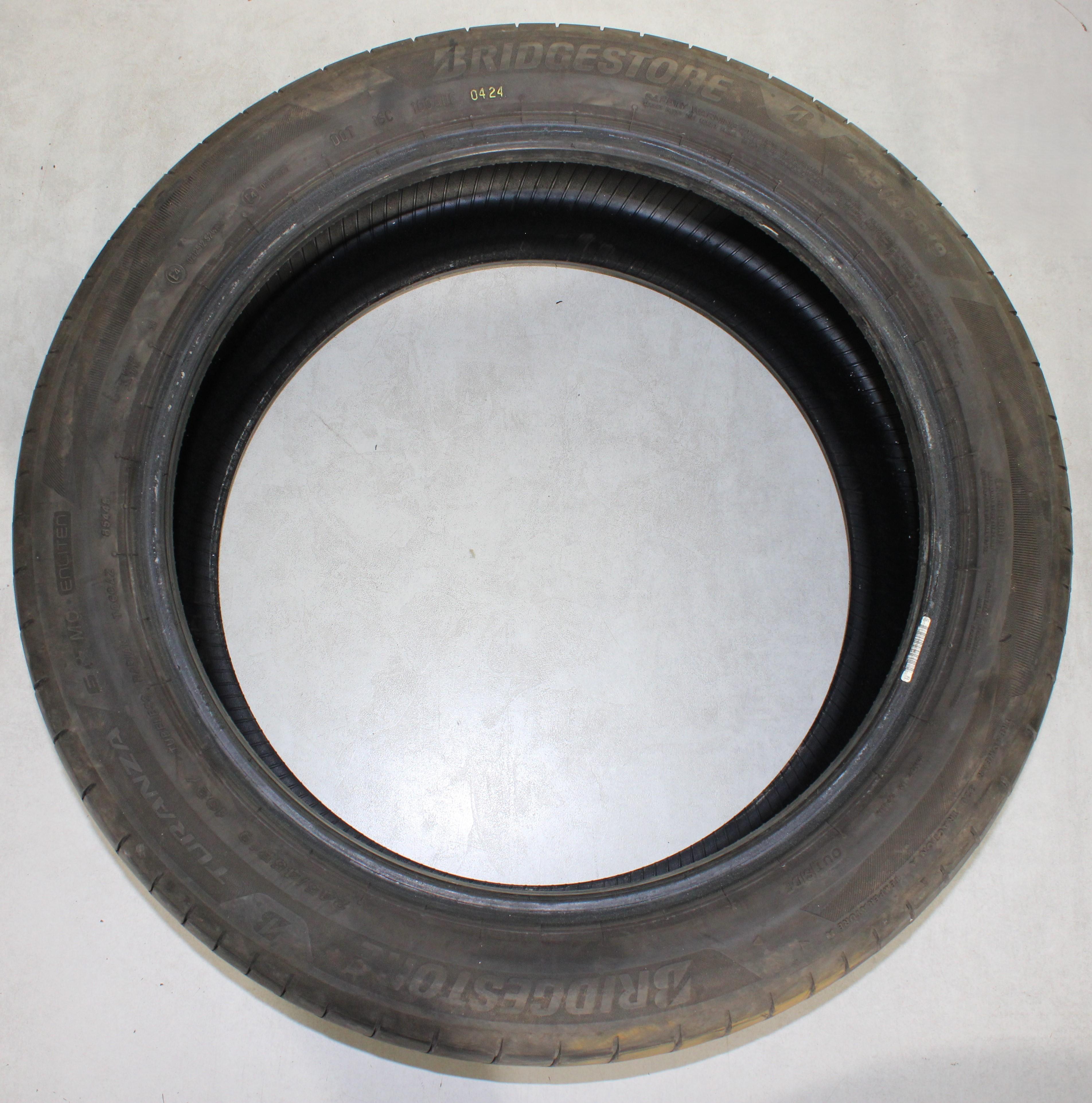 4 x 245/45R19 102Y Sommerreifen Bridgestone Turanza 6 Enliten * MO 4,5-5mm 3x2023/1x2024