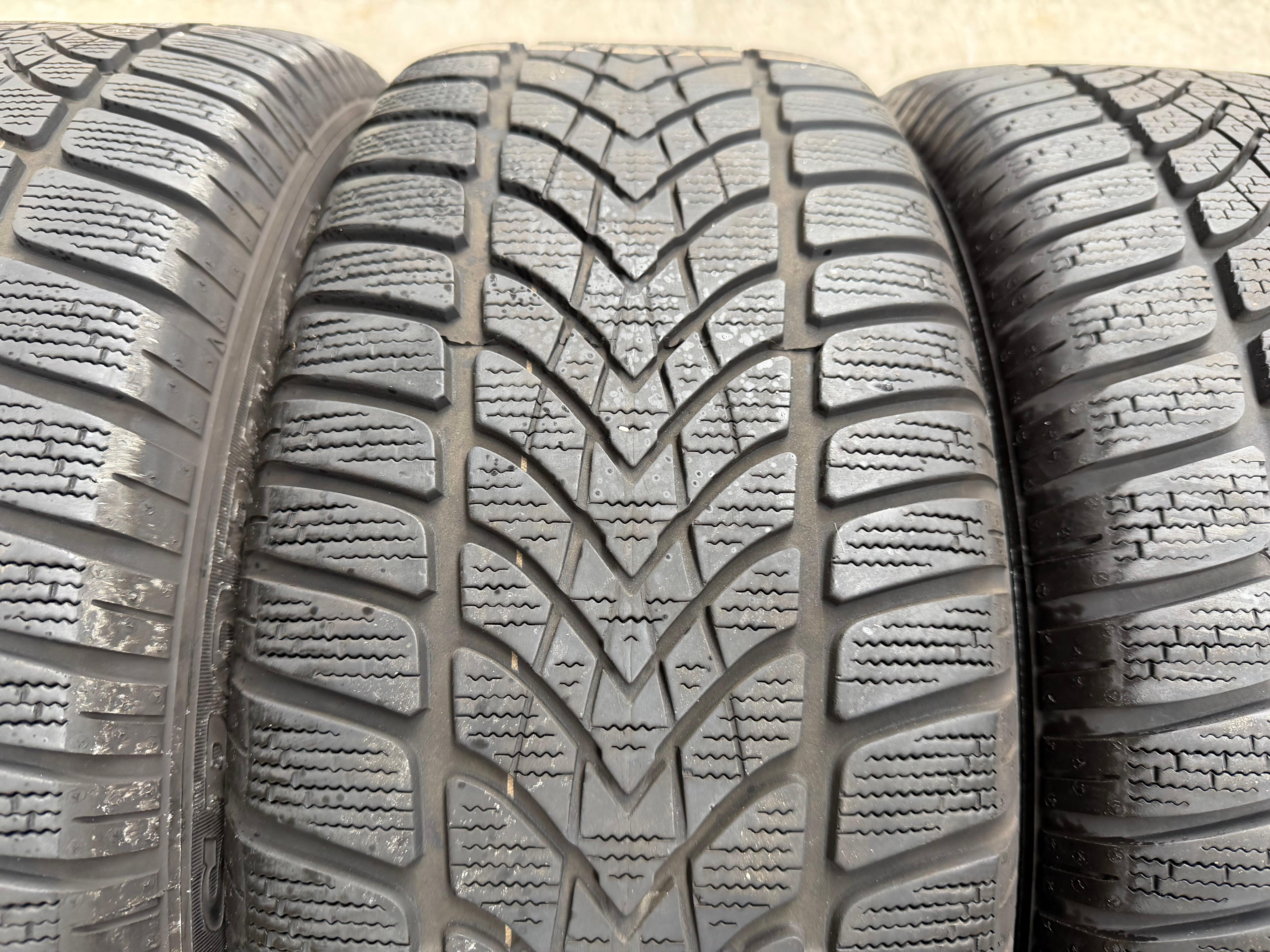 4 Original 17" Alu Winterräder Audi A4 B9 8W 8W0601025P 225/50R17 98H Dunlop