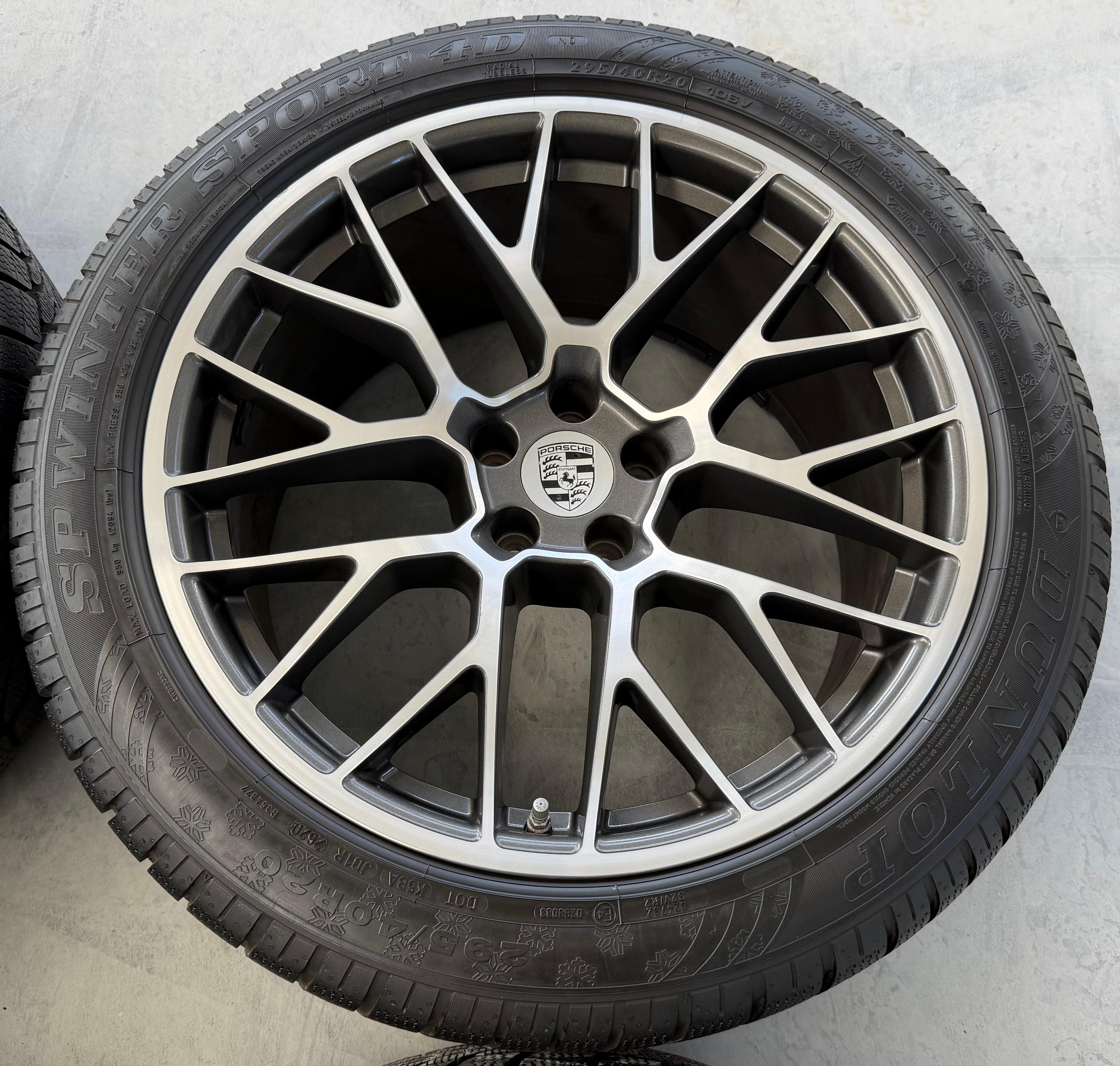 4 Original 20" Alu Winterräder Porsche Macan I & II RS Spyder Felgen Dunlop