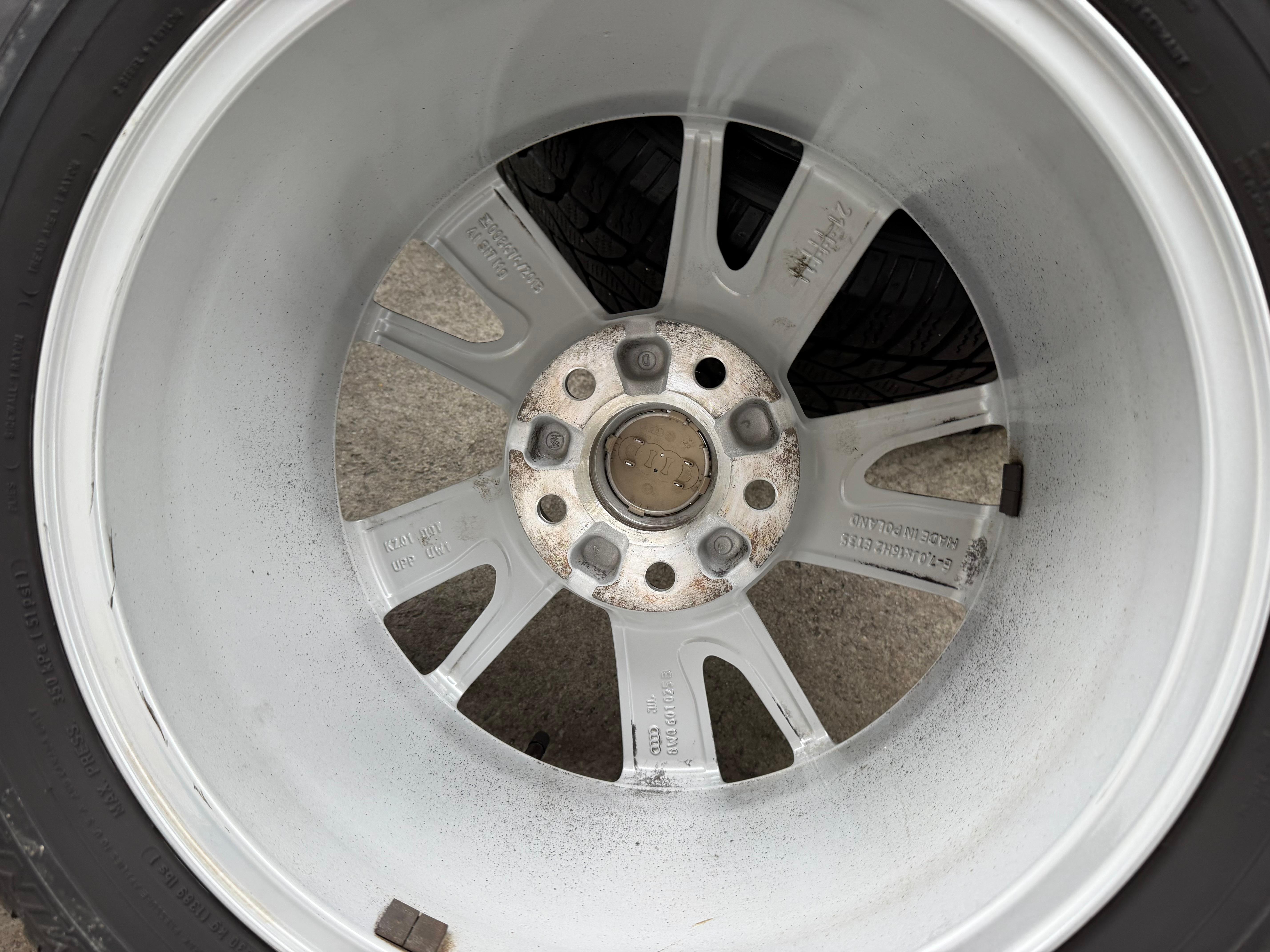 4 Original Alu Winterräder Audi A4 8W B9 8W0601025A 205/60R16 92H Dunlop