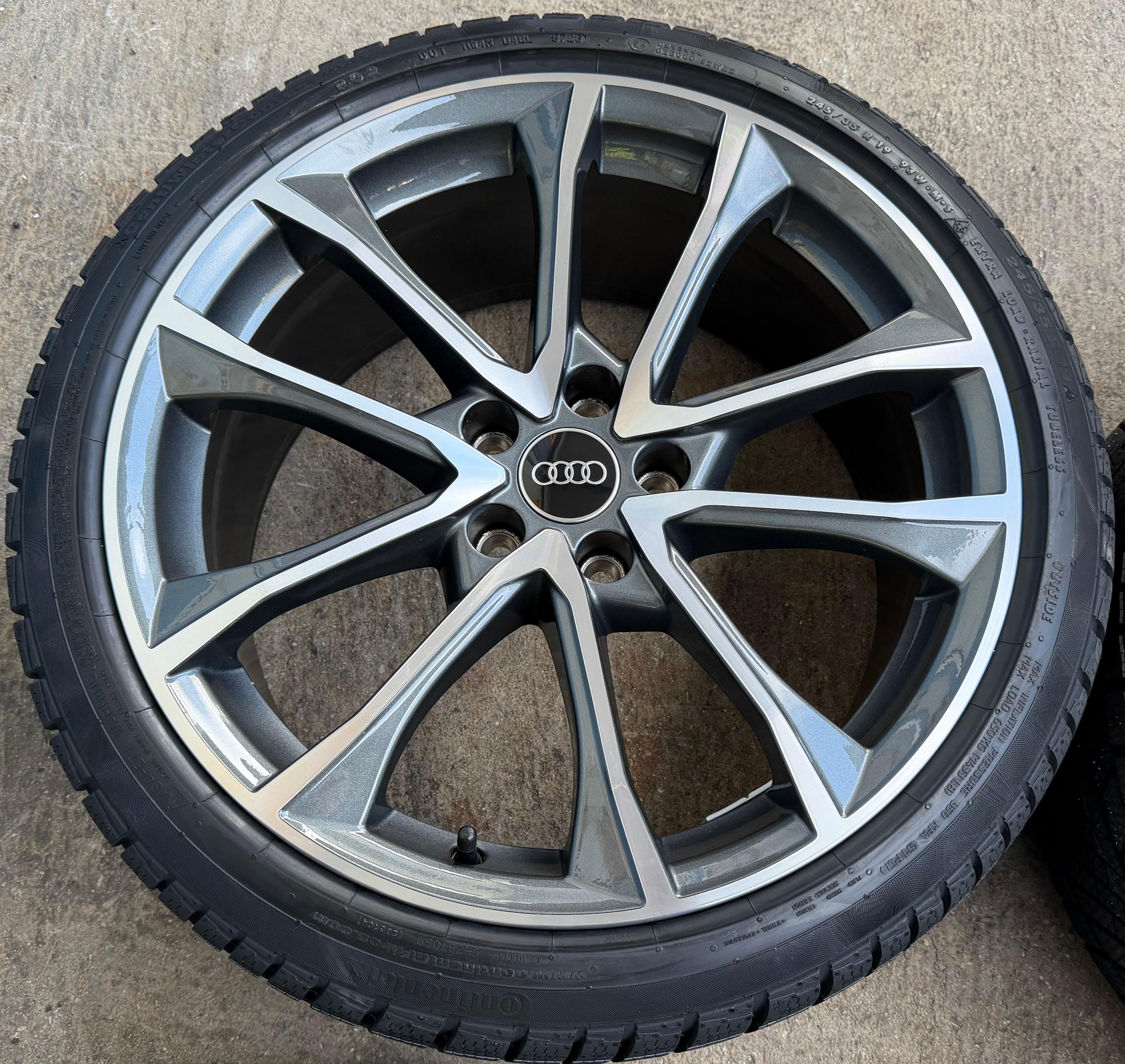 4 Original 19" Alu Winterräder Audi A4 S4 8W B9 8W0601025BF 245/35R19 93W NEU