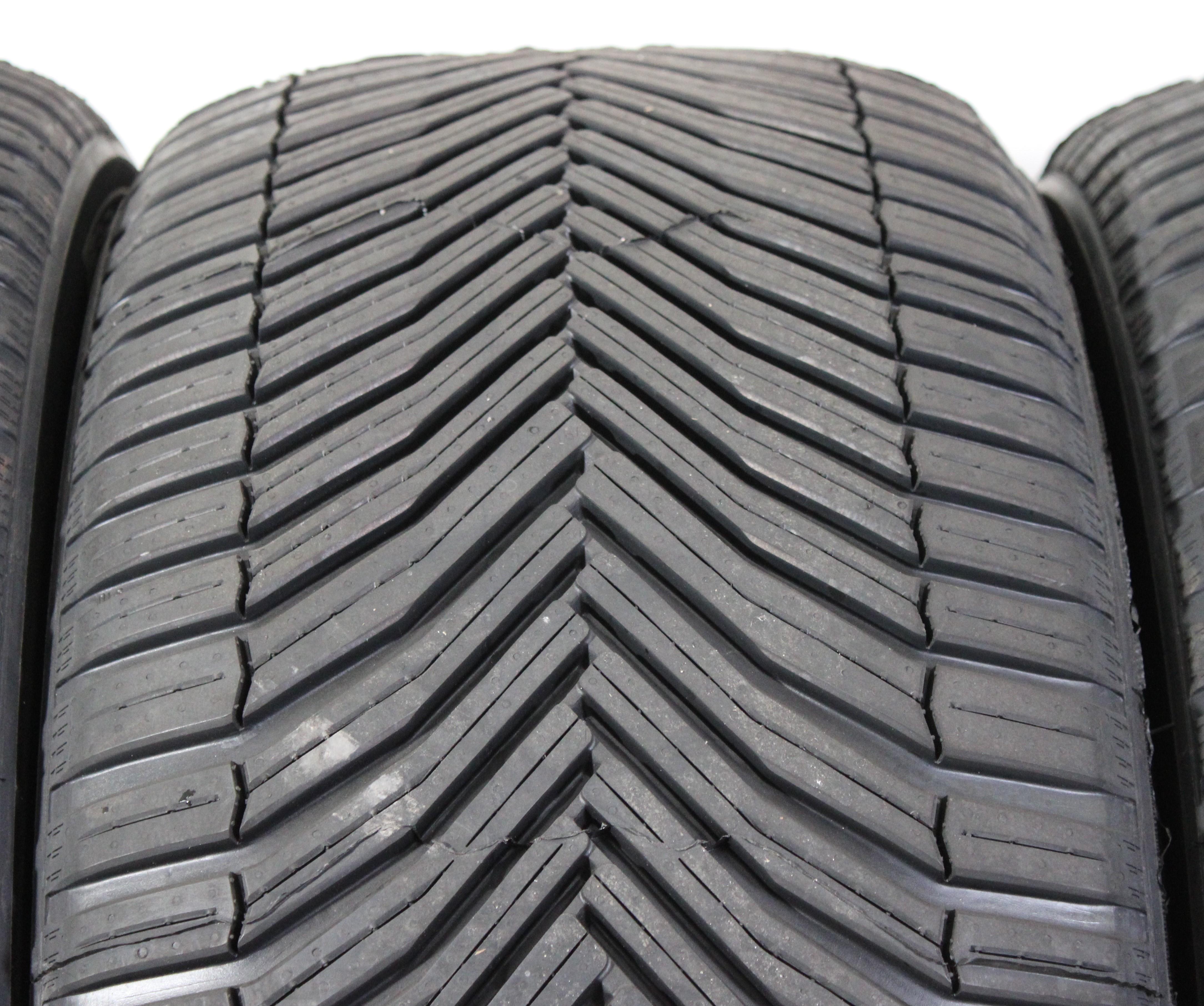 4 x 265/50R19 110W pneus toutes saisons Michelin Cross Climate 2 SUV 2023 XL
