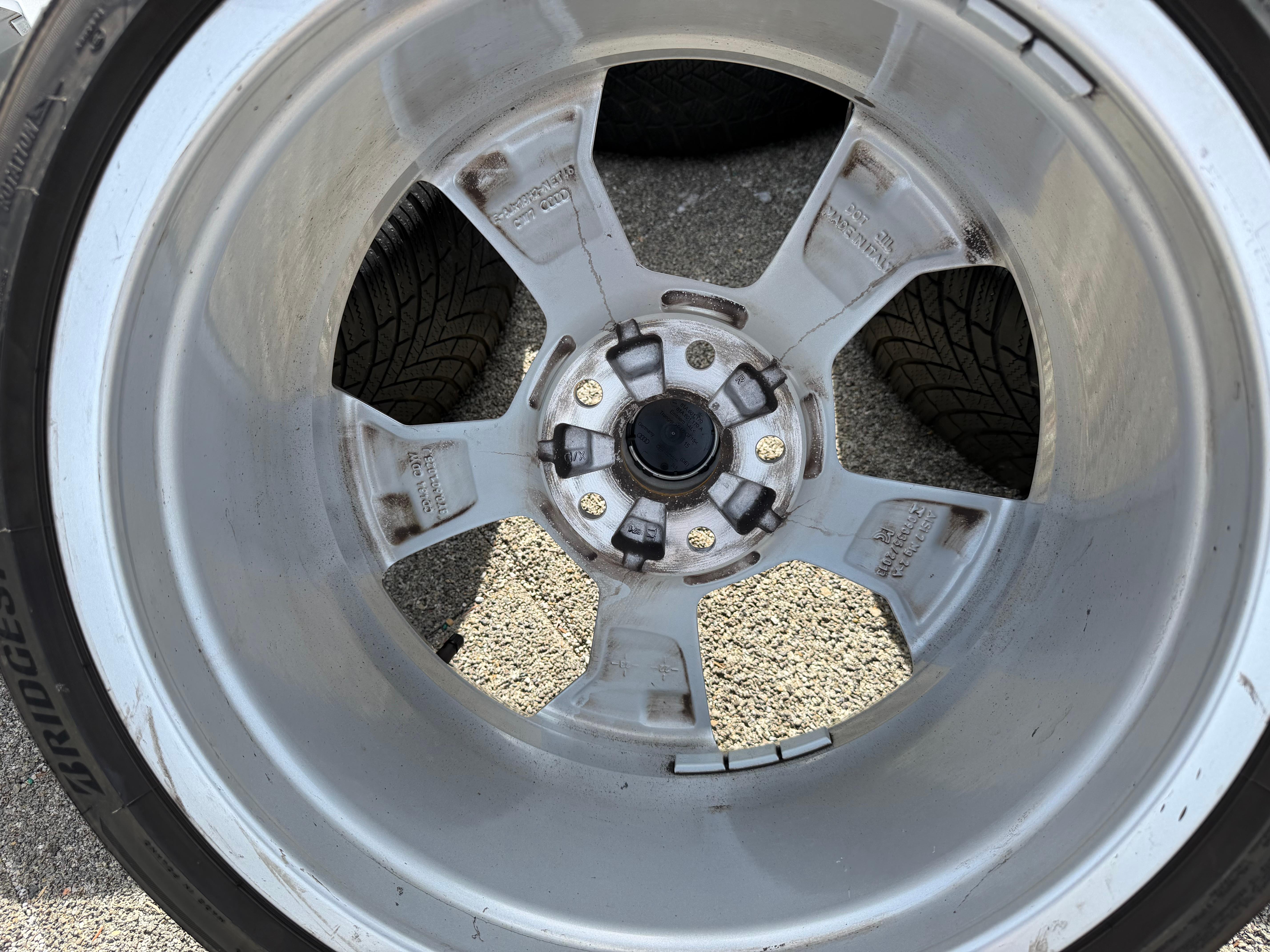 4 Original 18" Alufelgen Felgne Audi A3 S3 8Y 8Y0601025J 8x18 ET46