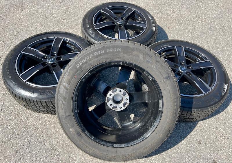 4 ALUMINIUM 18" WINTERWIELEN BMW X3 G01 X4 G02 225/60R18 104H 2019 7,5MM RDKS