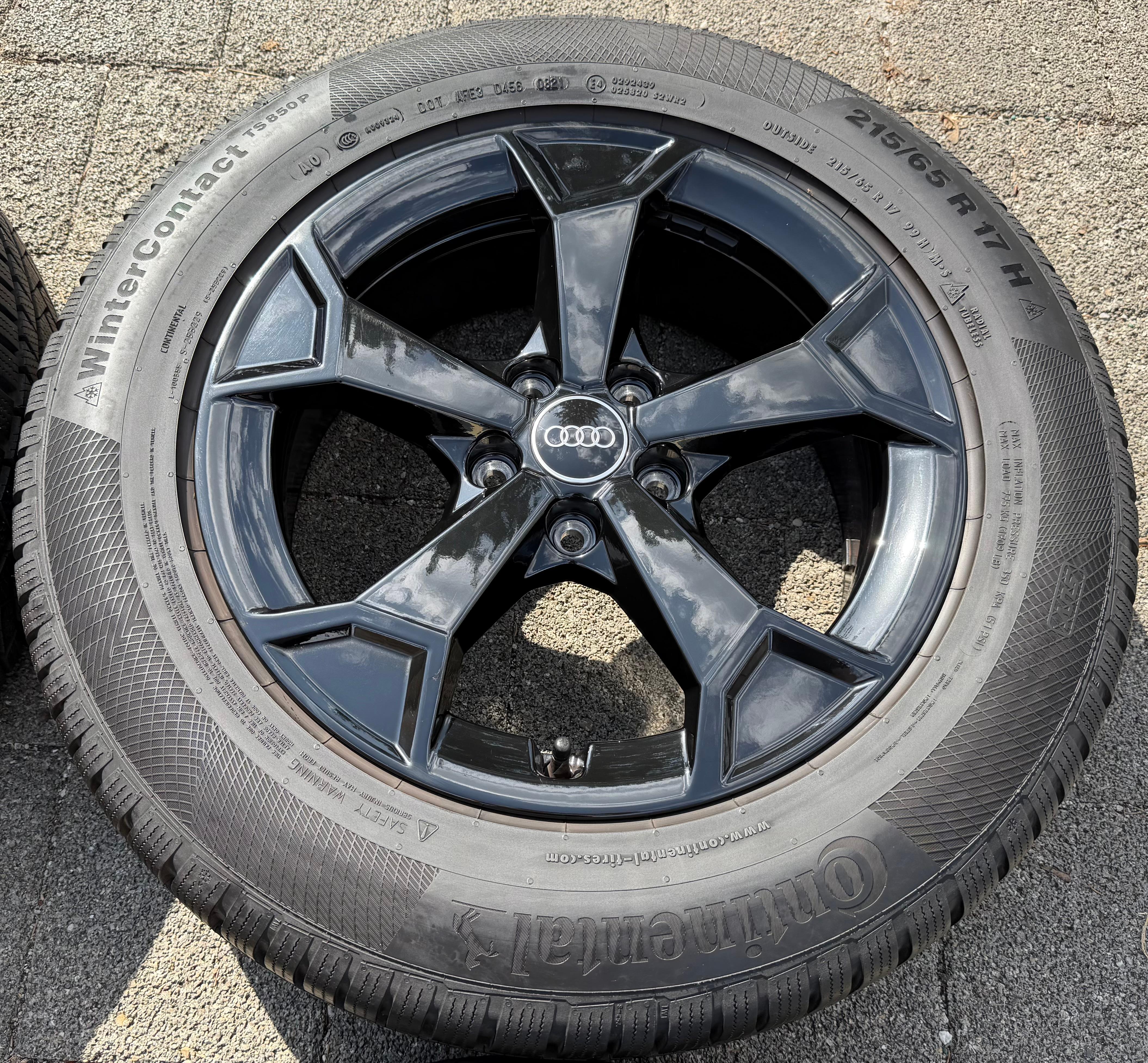 4 Original 17" Alu Sommerräder Audi Q3 F3 F3N 215/65R17 103H 83A601025AL Schwarz