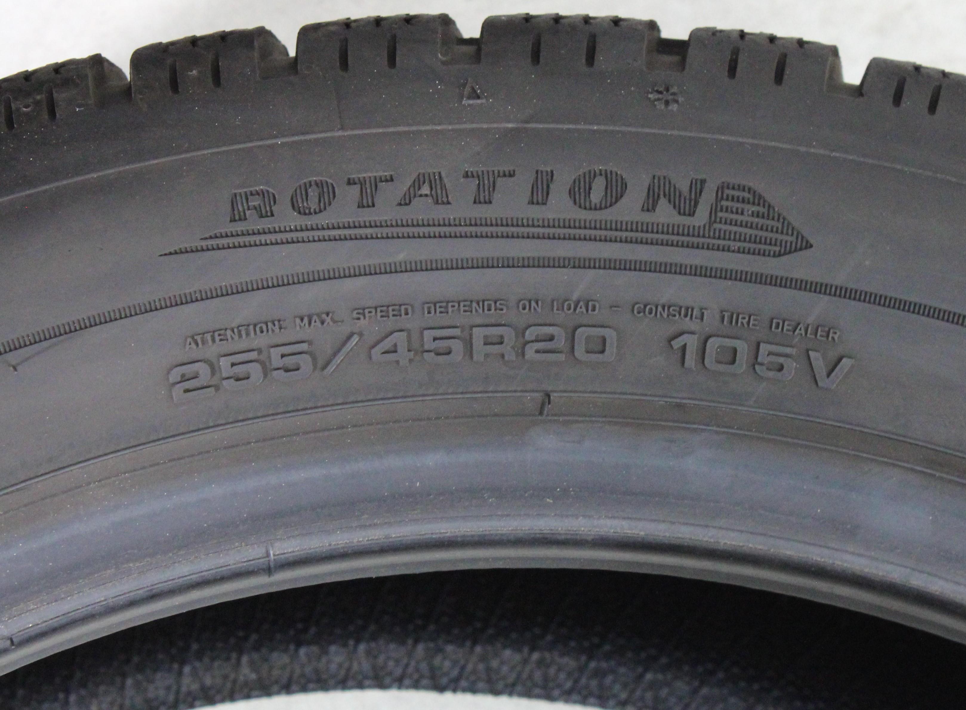 4 x 255/45R20 105V Winterreifen Dunlop Winter Sport 5 SUV MO 1x6mm/3x6,5-7mm 2023