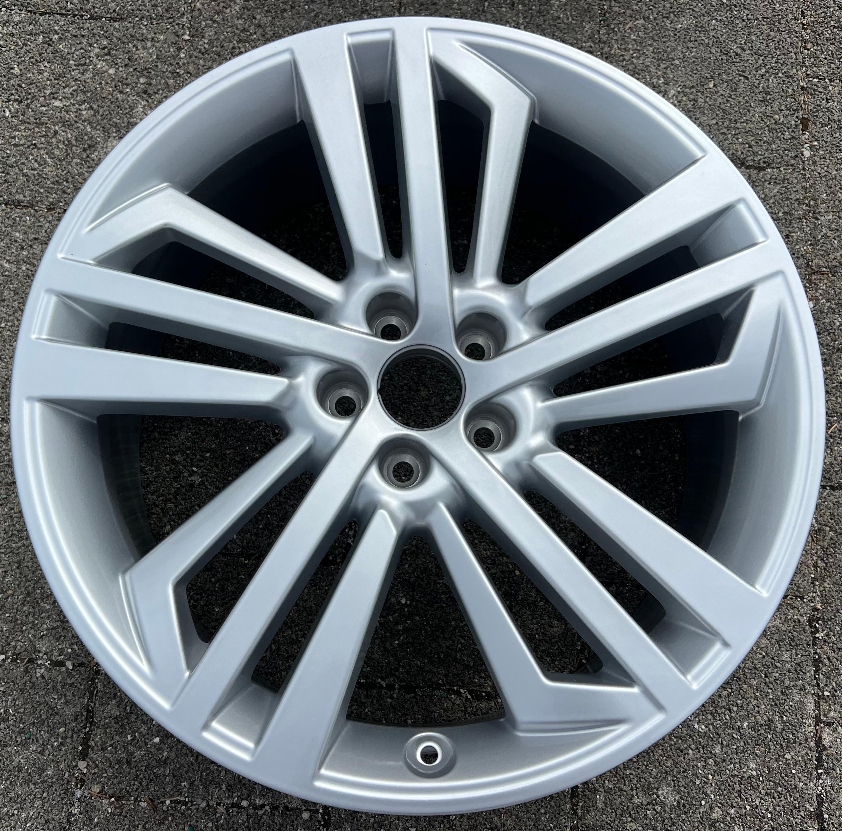 1 X ORIGINAL 20" ALUFELGE FELGE 80A601025L AUDI Q5 SQ5 FY 8x20 ET39 FREIHAUS