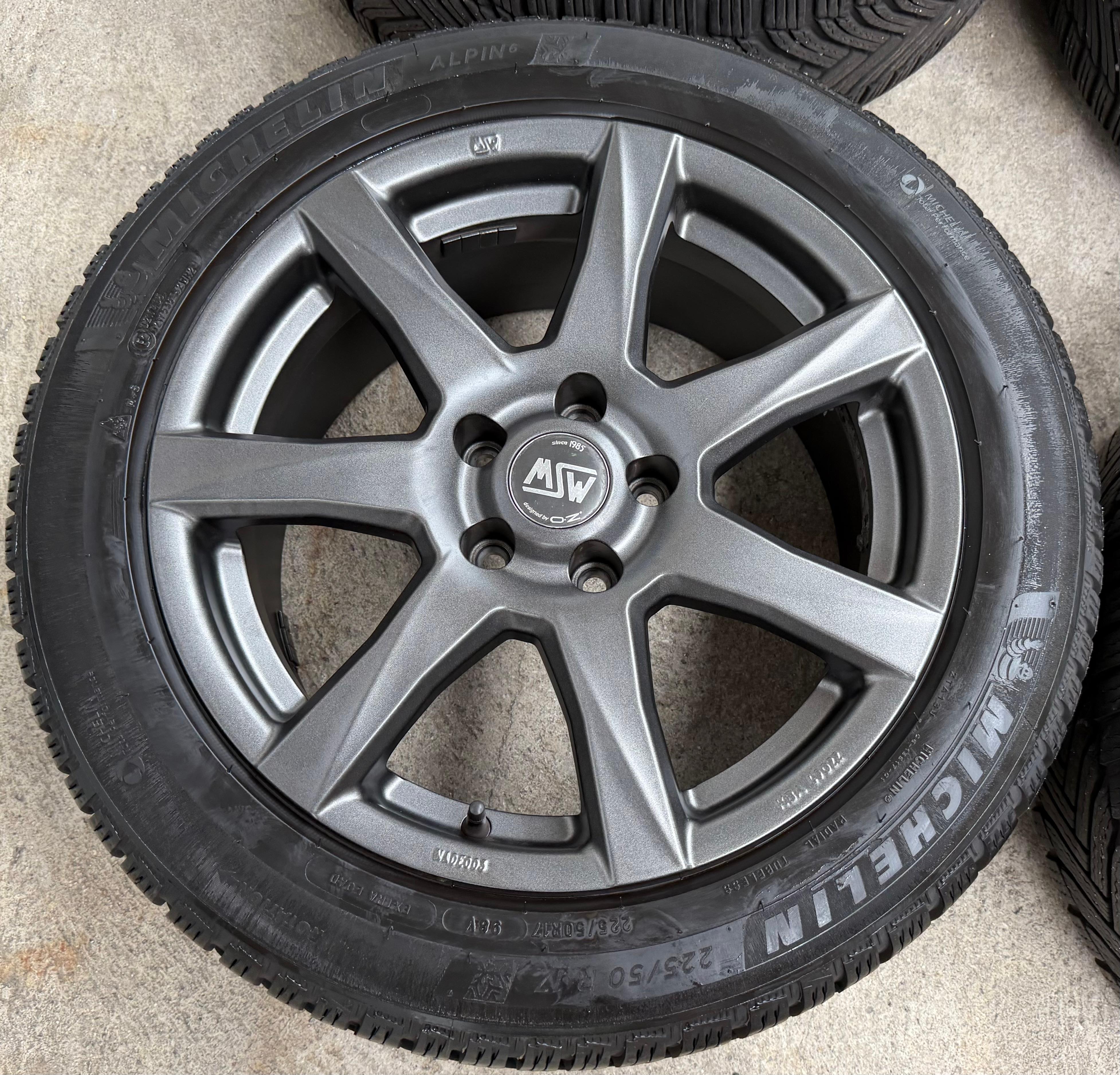 4 Alu 17" Winterräder Audi A4 8K B8 225/50R17 98V Michelin Alpin