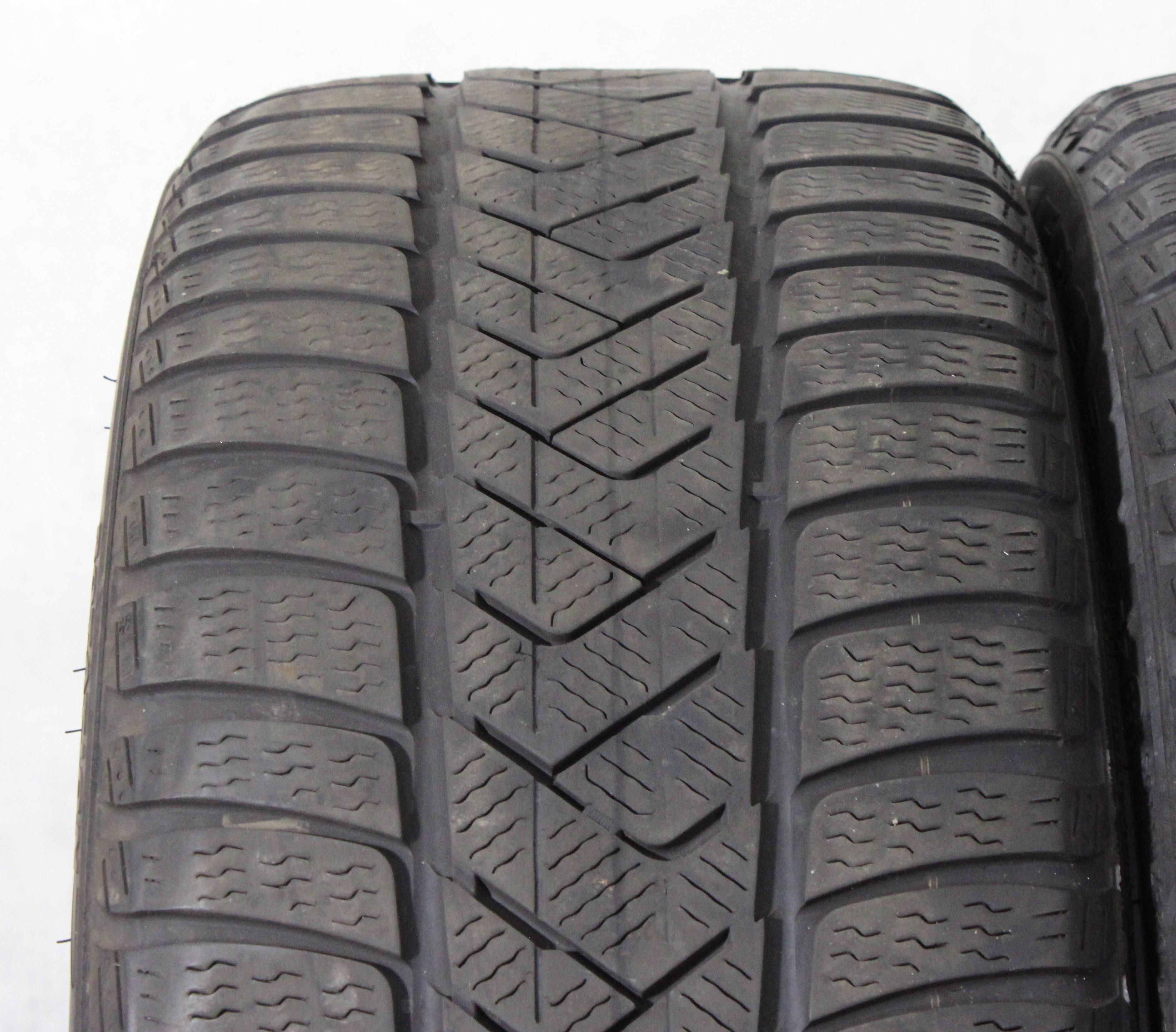 2 x 225/45R18 95H winterbanden Pirelli Sottozero 3 * Runflat 4-4,5mm 2024