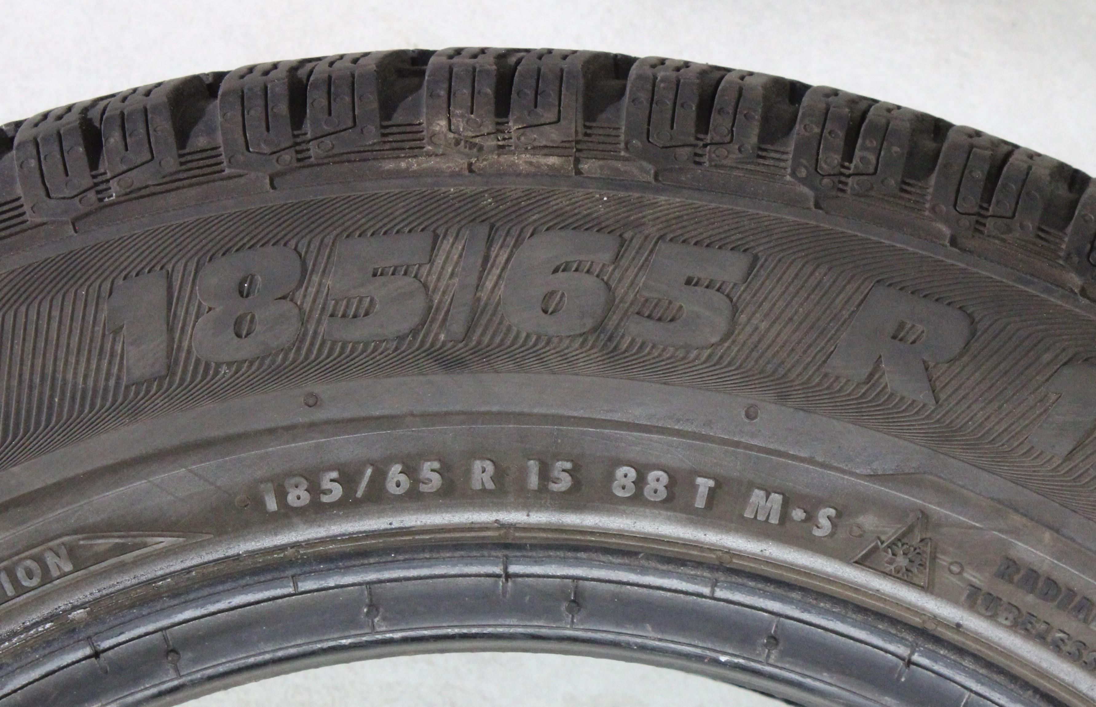 2 x 185/65R15 88T Winterreifen Semperit Master-Grip 2 5mm 2017
