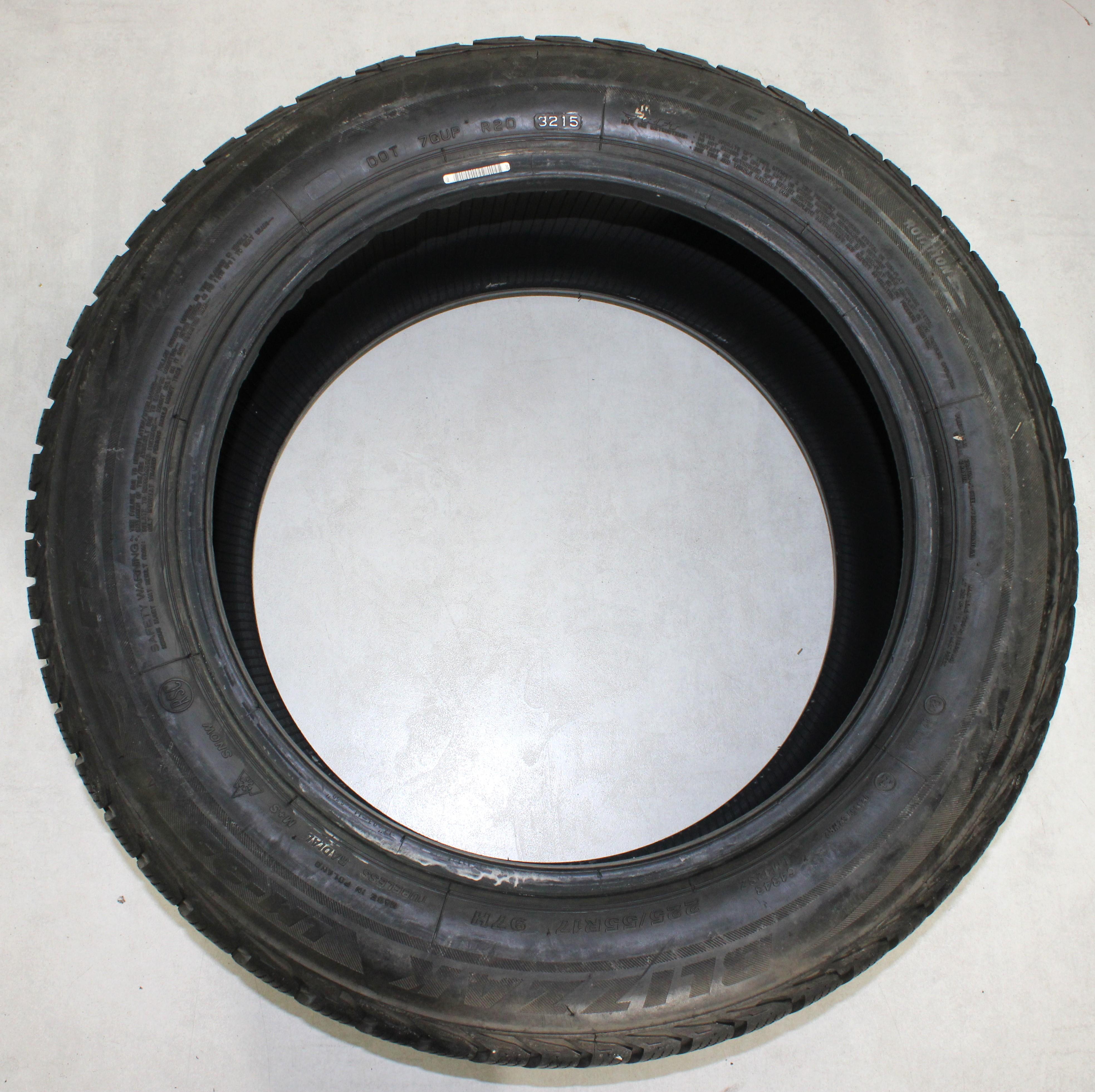 1 x 225/55R17 97H Pneus hiver Bridgestone Blizzak LM-32* Runflat 6,5-7 mm 2015