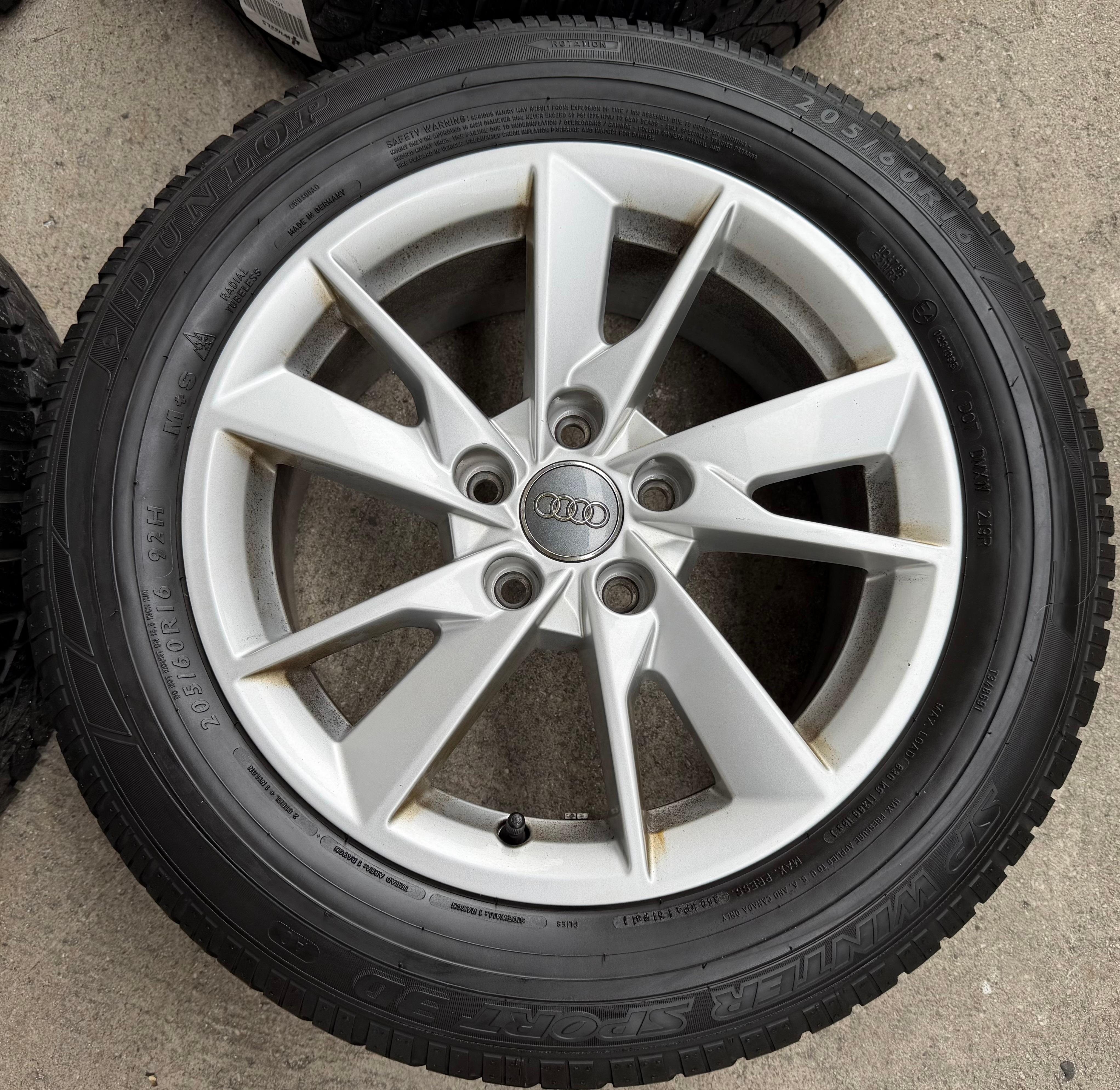 4 jantes en alliage d’origine 16" pour Audi A4 8W B9 8W0601025B 7x16 ET35