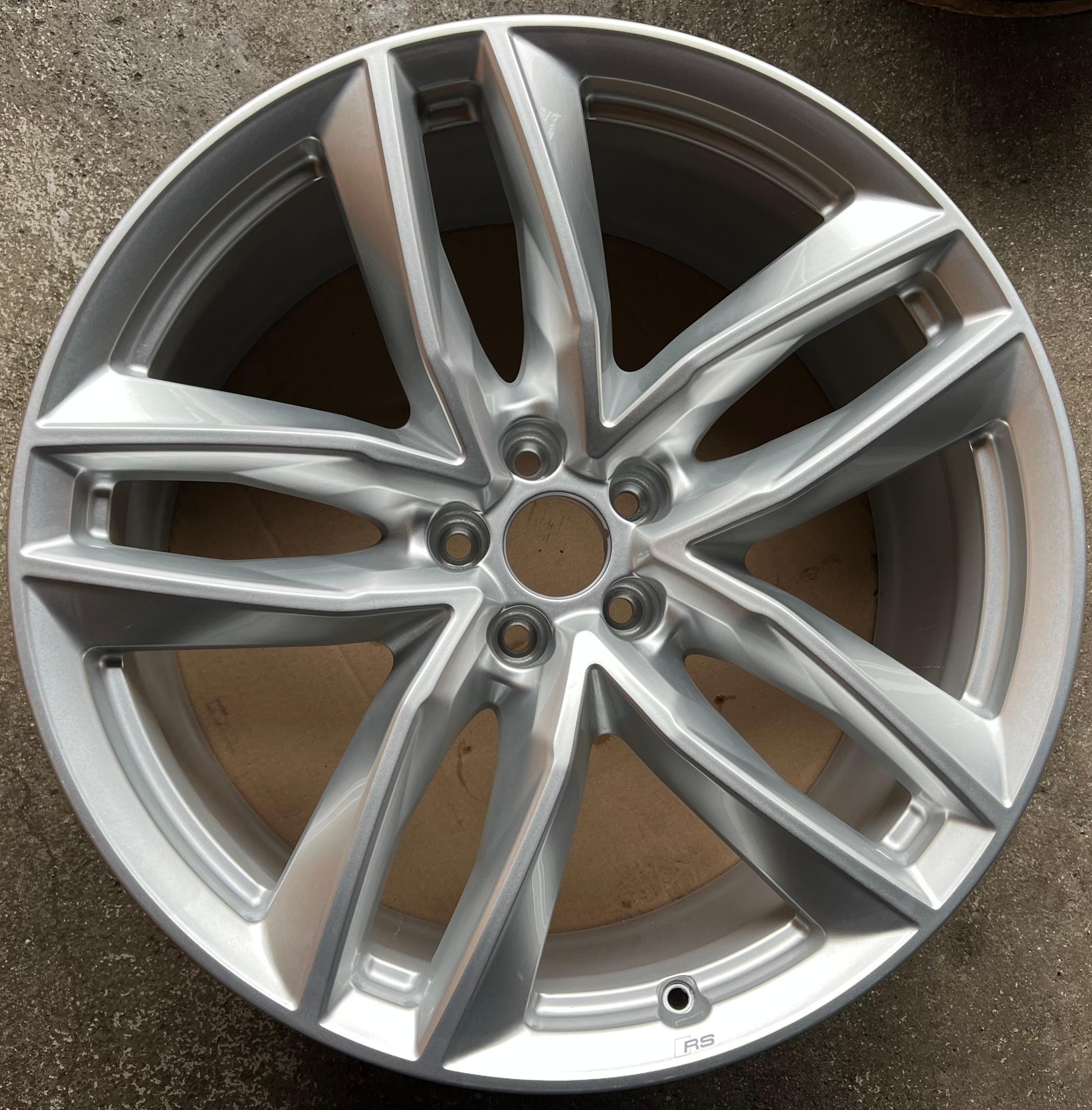 1 cerchio in lega originale da 21" per Audi Q7 4M 4M0601025S 9,5x21 ET31 TOP