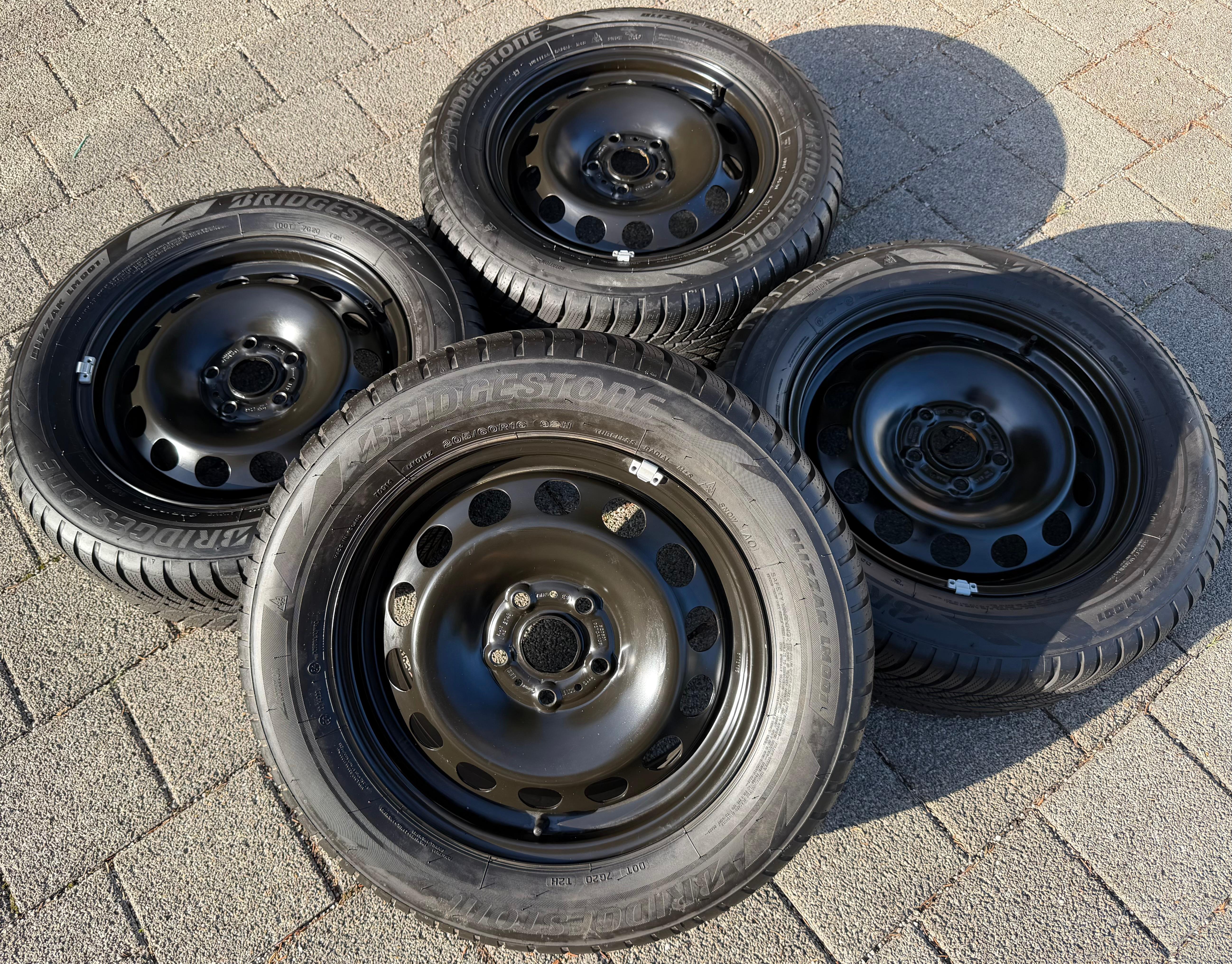 4 Winterräder Audi Q2 GA VW T-Roc 205/60R16 92H Bridgestone 5Q0601027AM