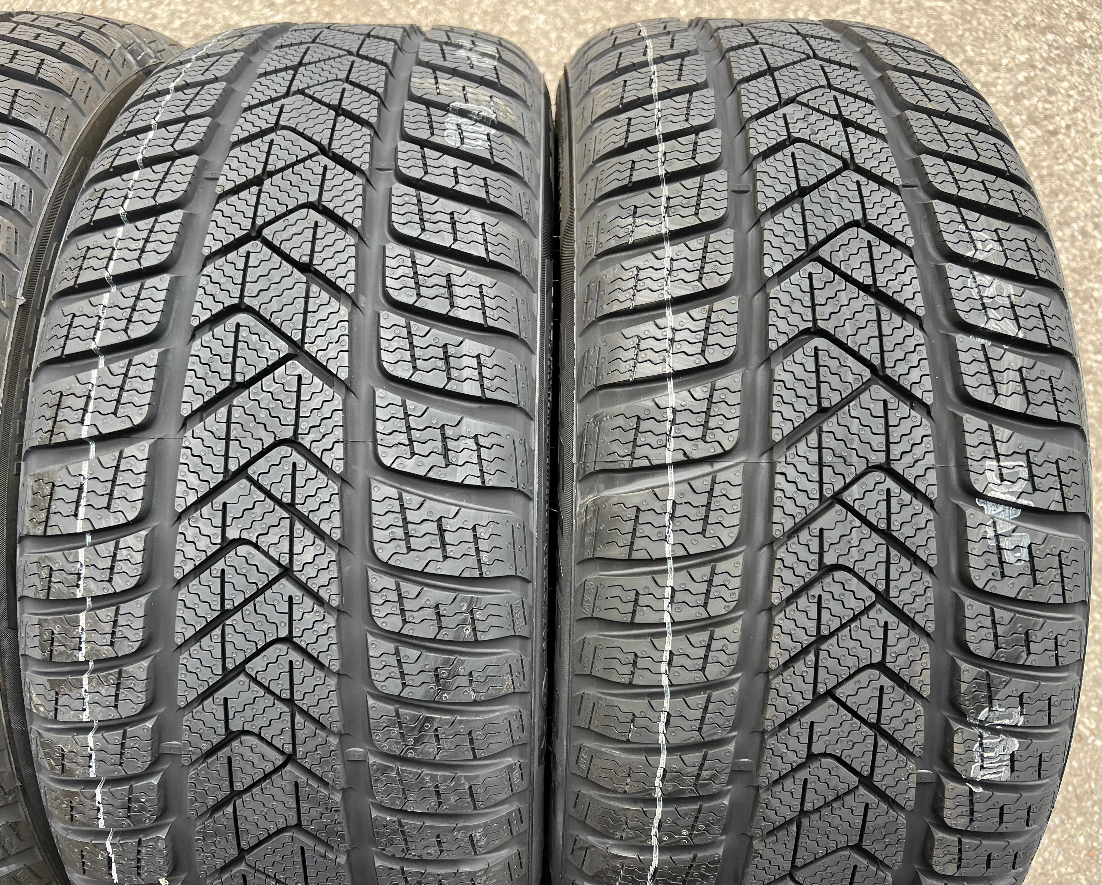 4 x 225/45R17 91H Winterreifen Pirelli Sottozero 3 Runflat NEU 2022 FREIHAUS