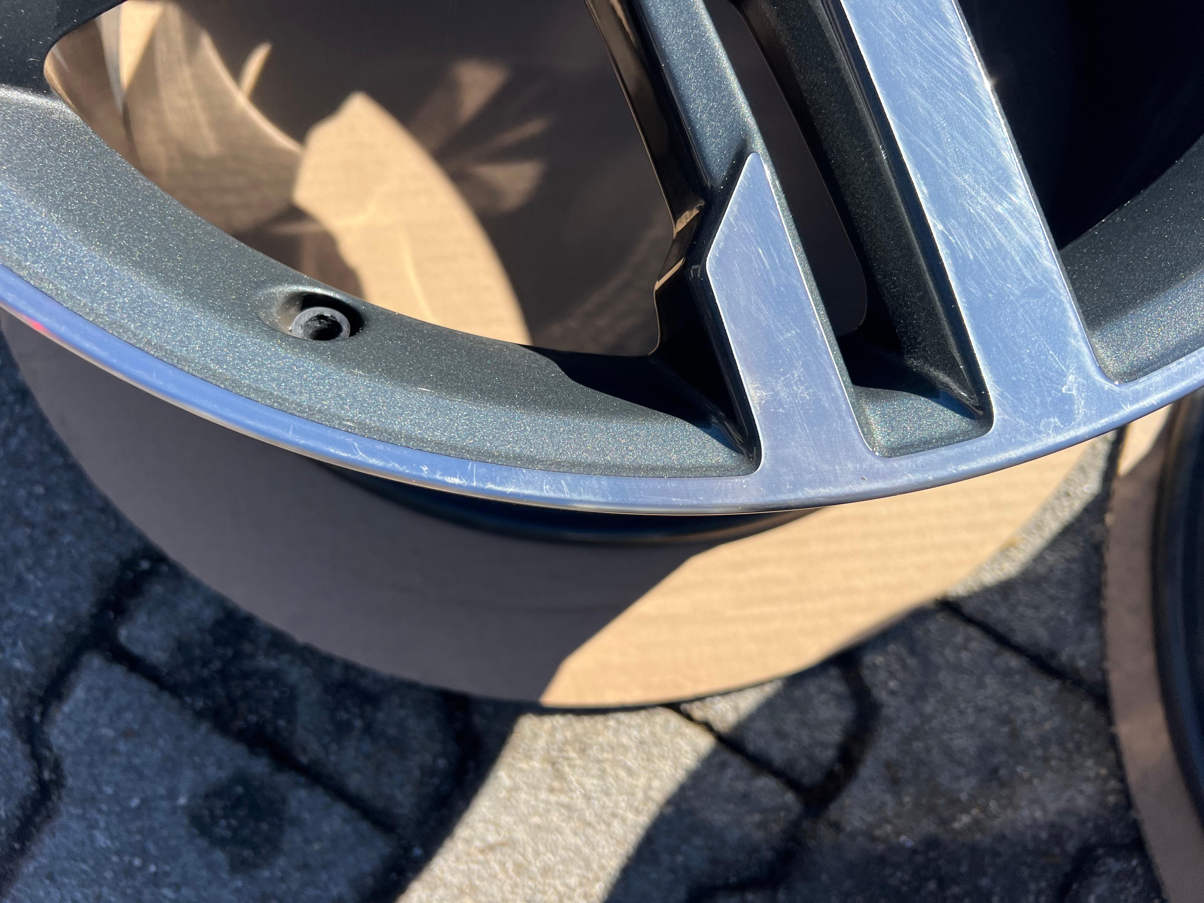 4 ORIGINELE 18" ALUMINIUM VELGEN VOOR AUDI A4 8W 8W0601025M 8x18 ET40