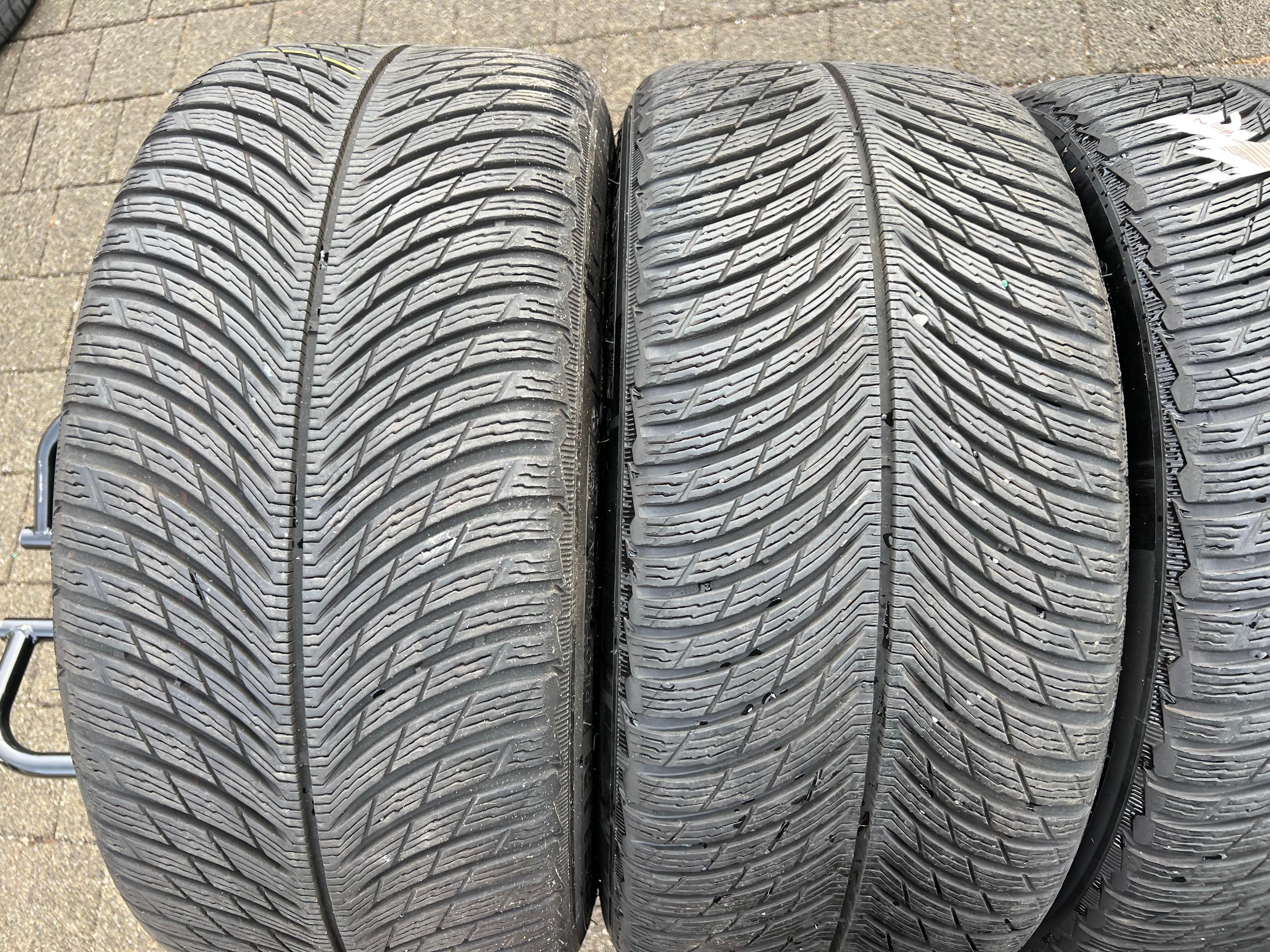4 CERCHI INVERNALI ORIGINALI IN ALLUMINIO DA 19" BMW M5 F90 M8 F91 F92 F93 STYLING M812 CONSEGNA GRATUITA