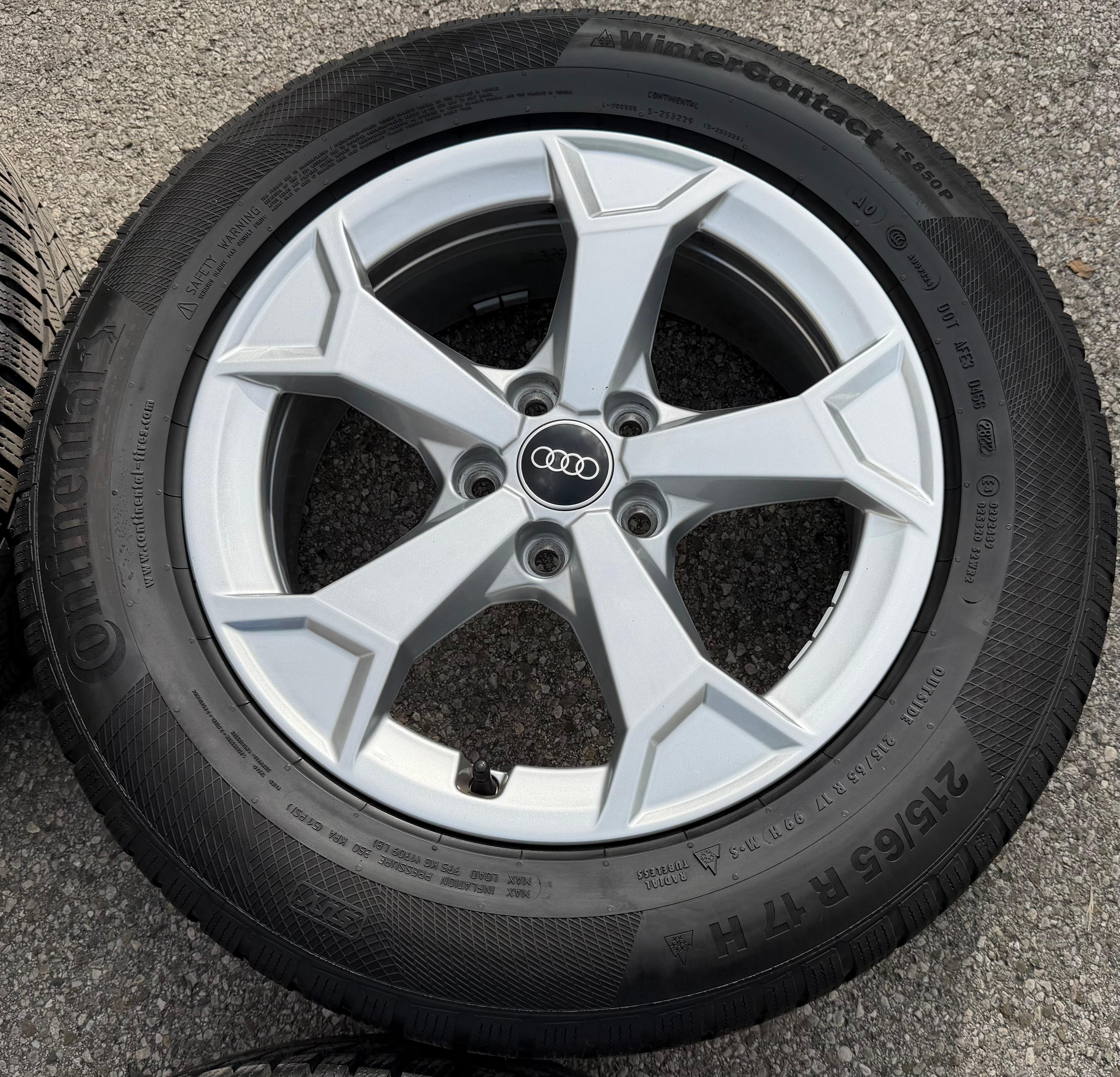 4 ruedas de invierno de aluminio originales de 17" para AUDI Q3 F3 F3N 215/65R17 99H Continental 2022