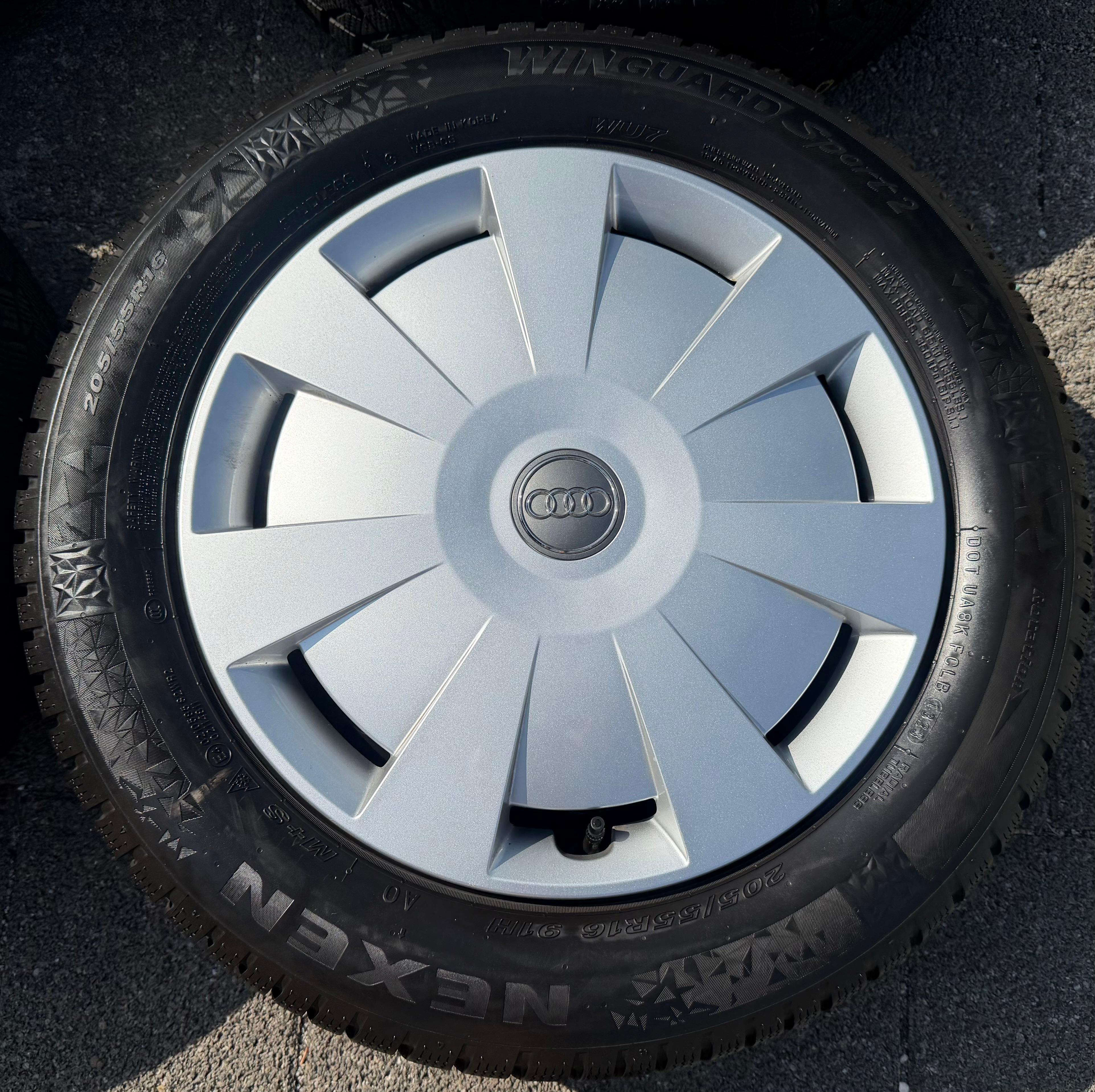4 Original Stahlfelgen + Radkappen Audi A3 8V Cabrio Limousine Sportback 8V0601027A 6,5x16 ET43