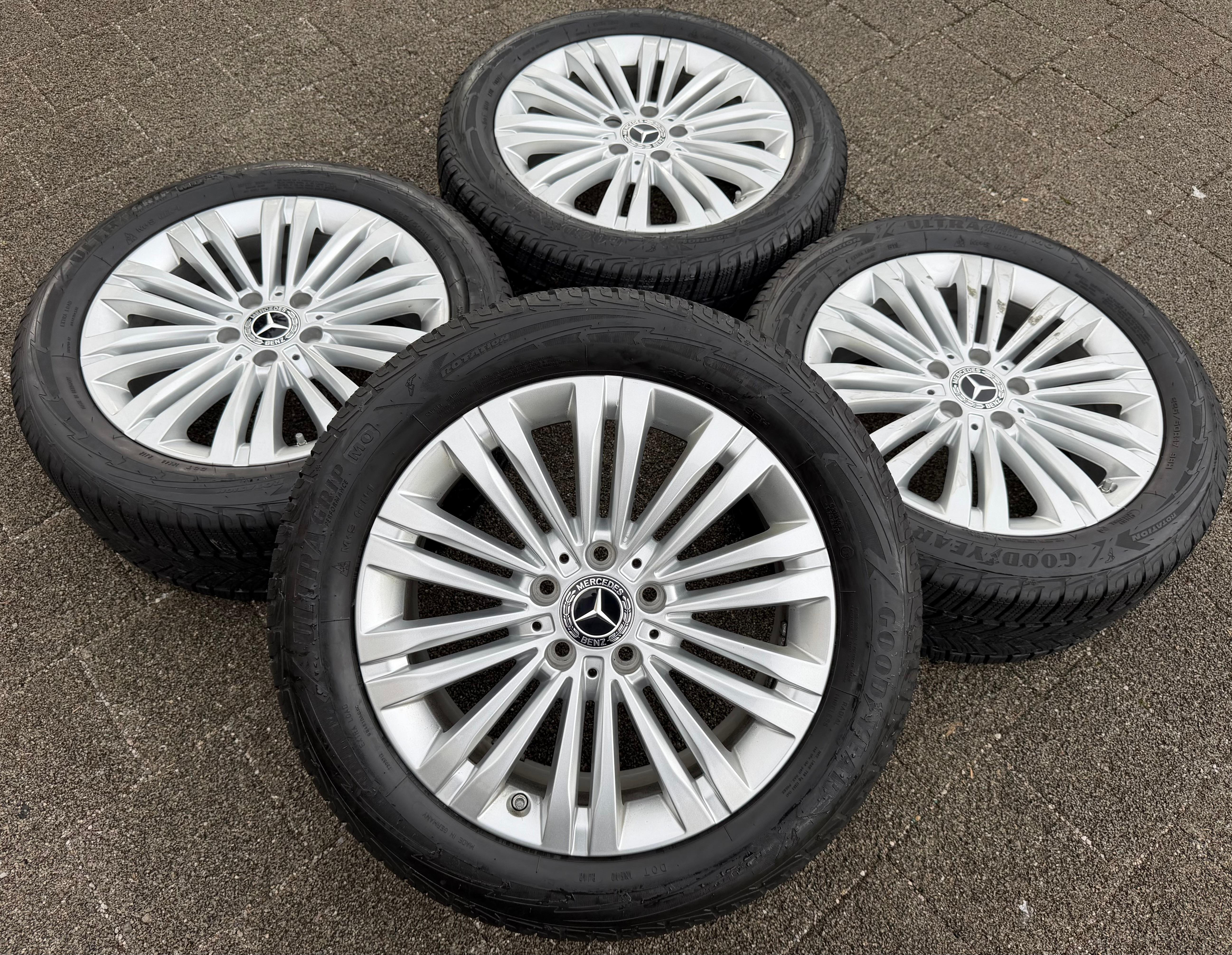 4 Original 17" Alu Winterräder Mercedes C-Klasse W206 A2064014400 2024 Goodyear