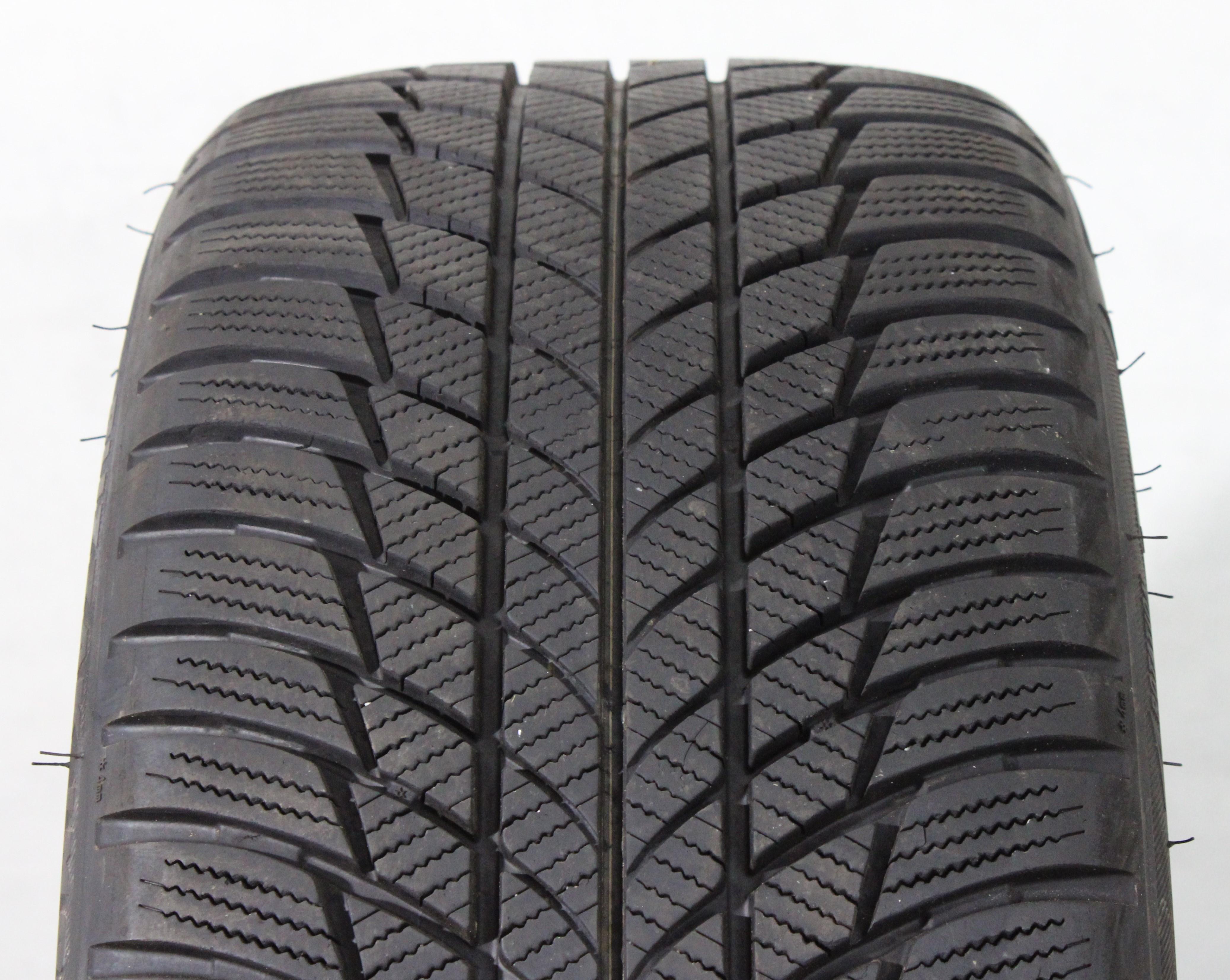 1 x 225/40R18 92V Winterreifen Bridgestone Blizzak LM001 Runflat 7mm 2019 *