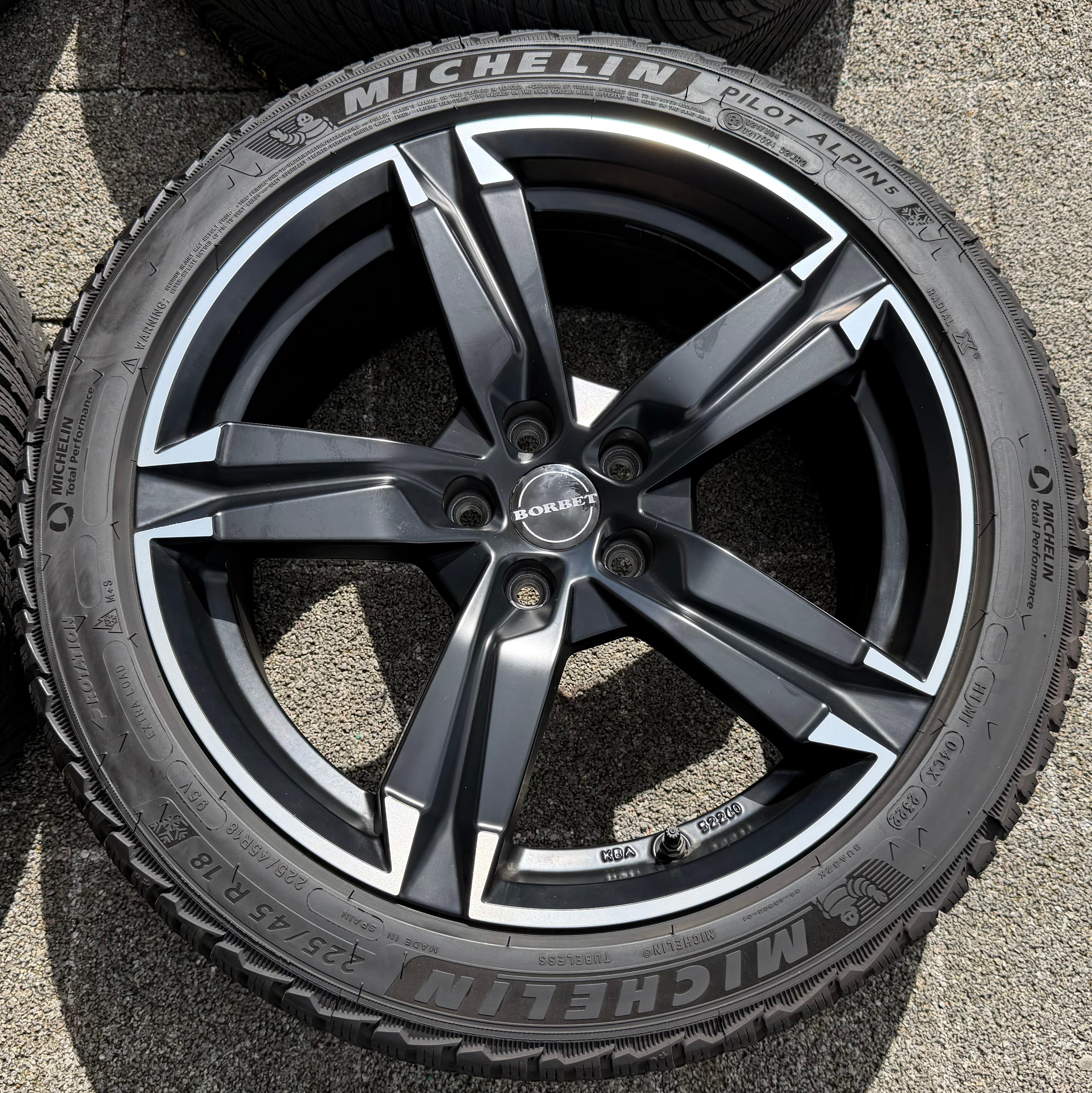 4 Alu 18" Winterräder Volvo V70 V40 CC S80 Jaguar XE Ford Puma Focus Mondeo RDKS