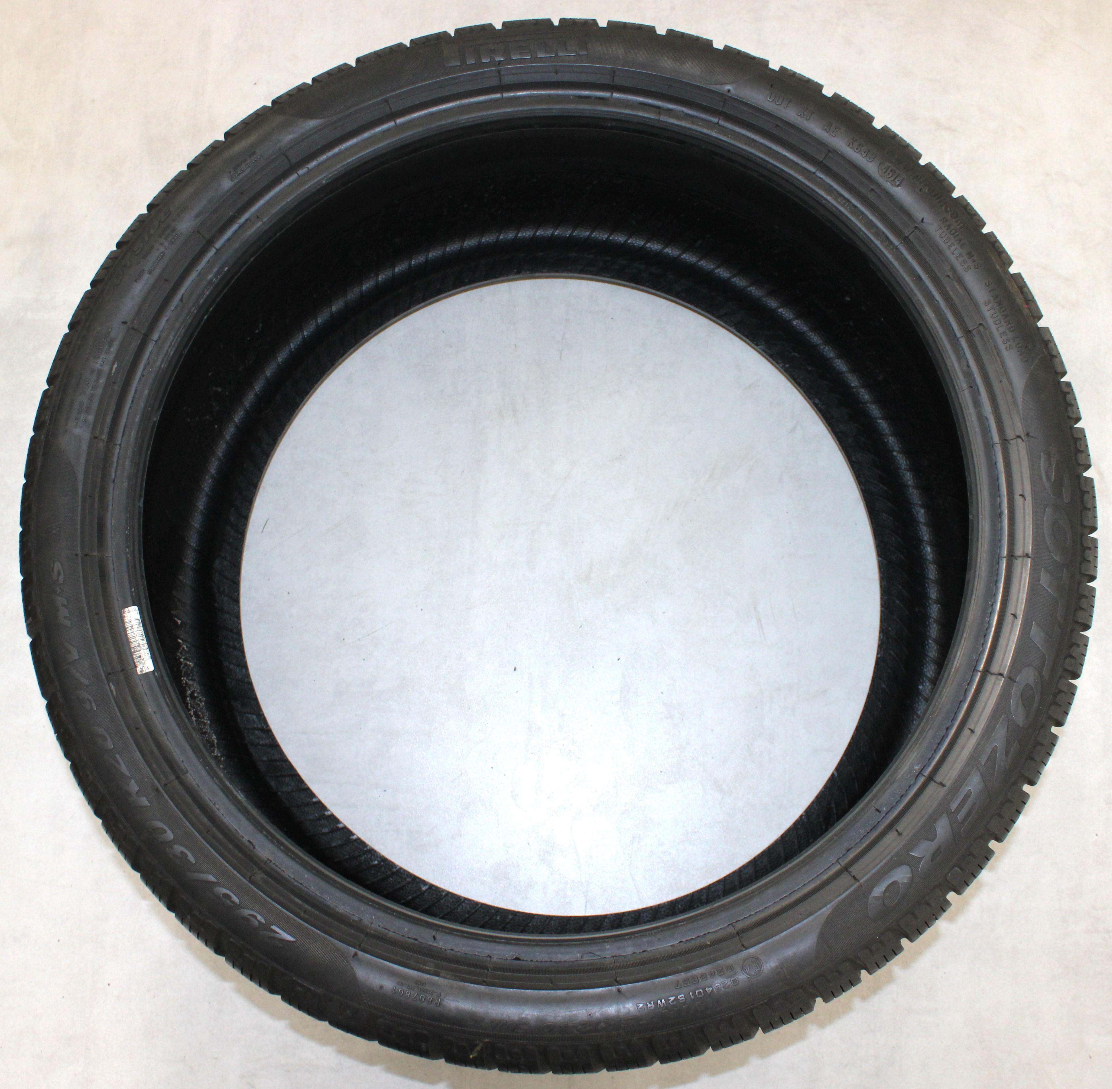 2 x 295/30R20 97V pneumatici invernali Pirelli Sottozero Winter 240 Serie 2 6-6.5mm 2014/2015 N0