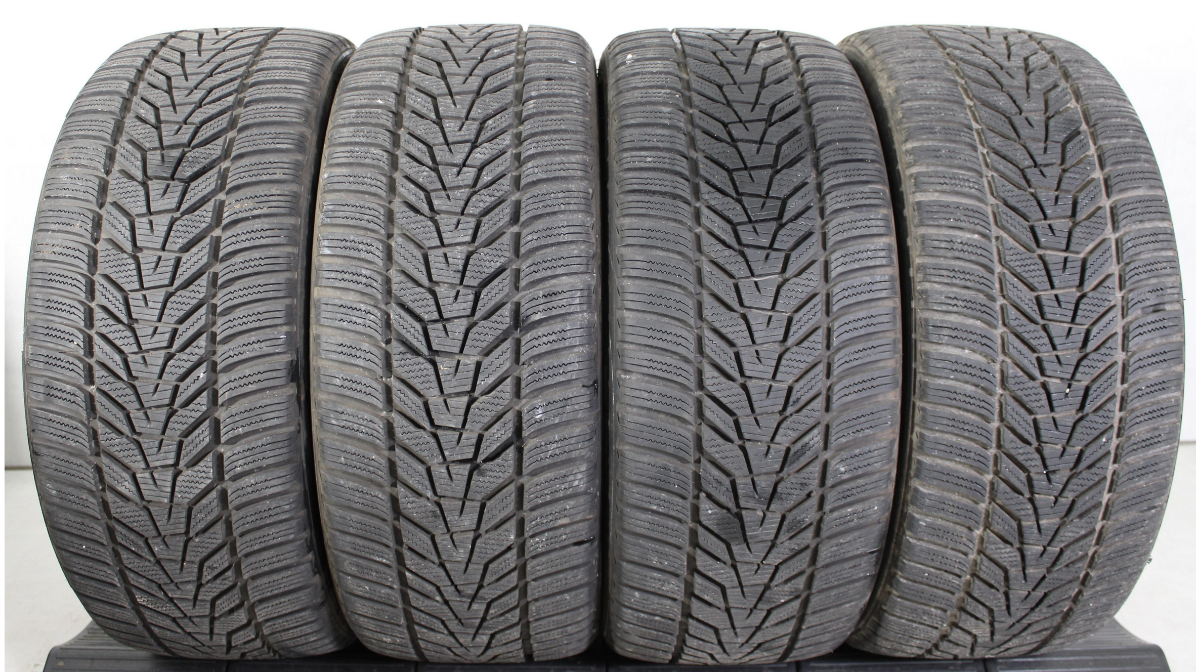 4 x 245/35R20 95W Winterreifen Hankook Winter I*Cept Evo 3 7,5-8mm 2024